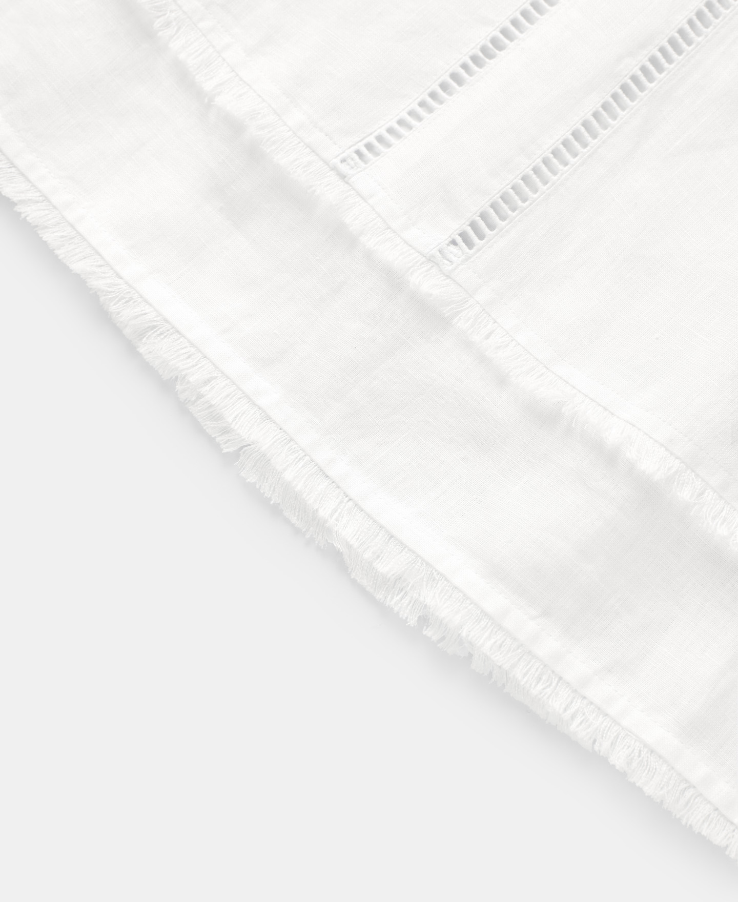 Neckline dress in white cotton image number 6