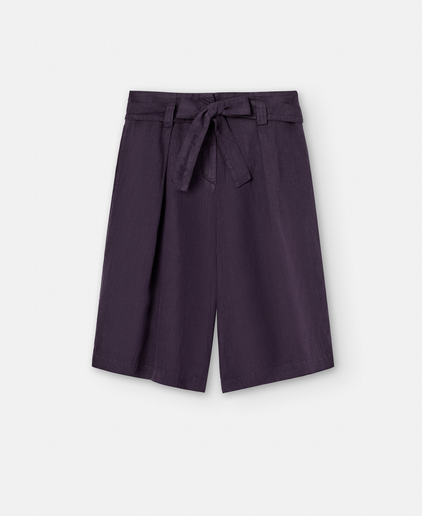 Knee-length linen Bermuda shorts image number 4