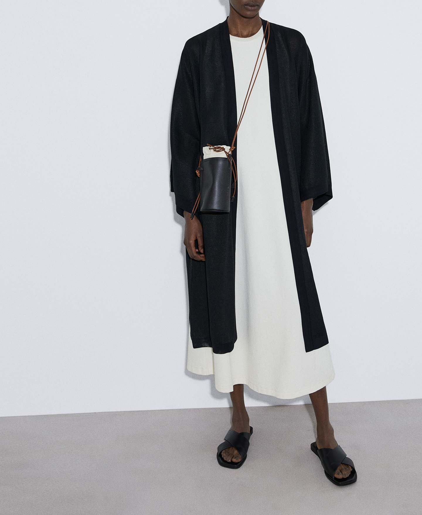 Semitransparent jacket with wide sleeves image number 1