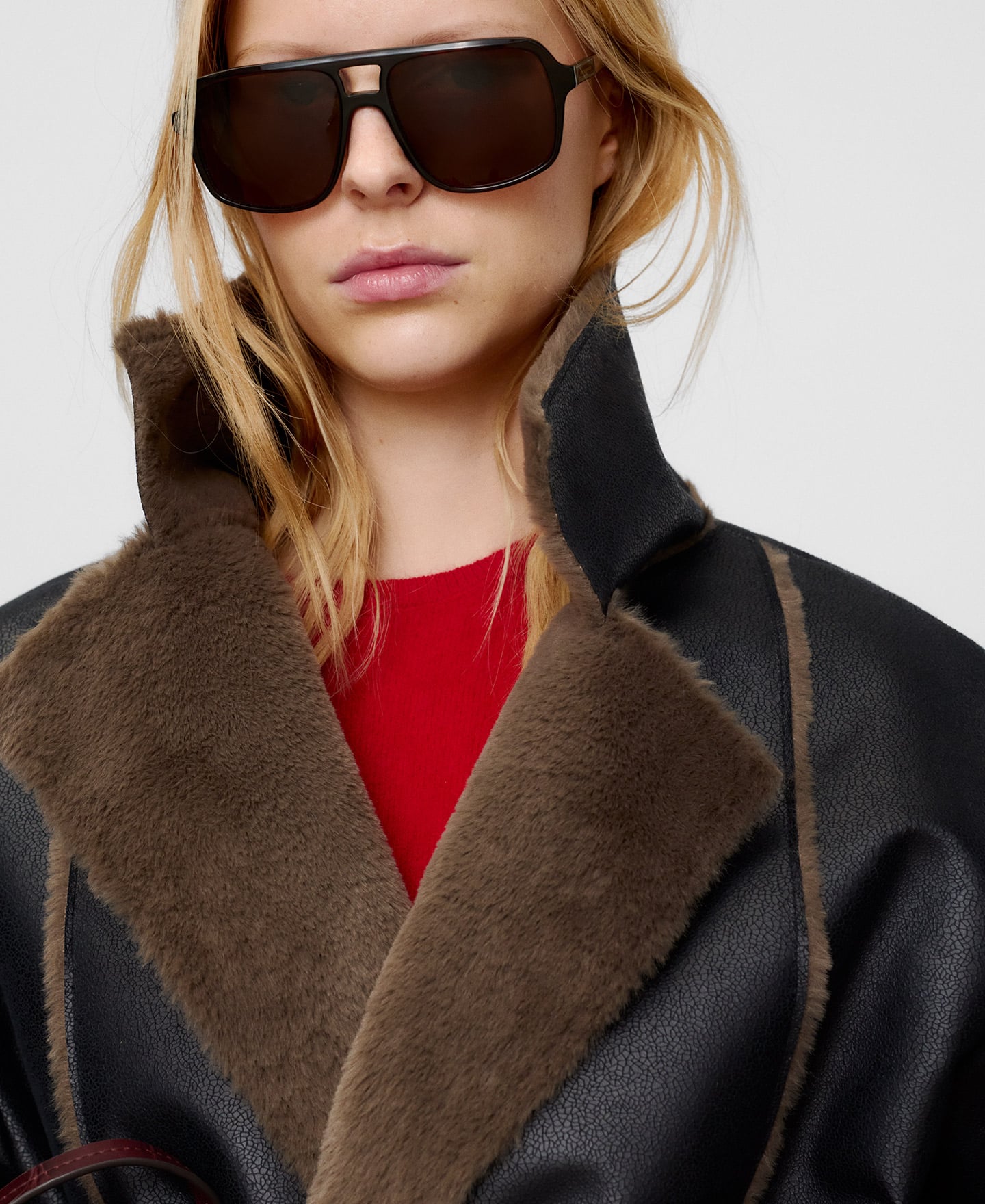 Leather-Non-Leather double-faced coat image number 3