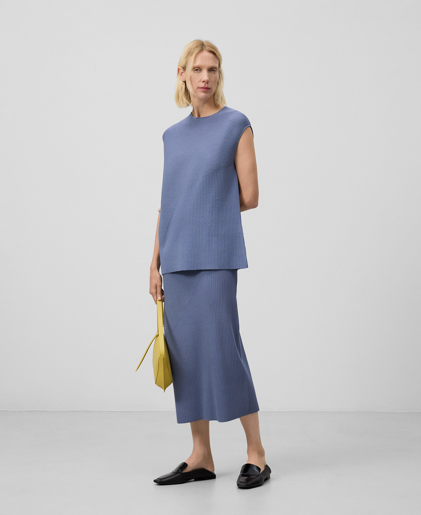 Ribbed midi skirt woman image number 1