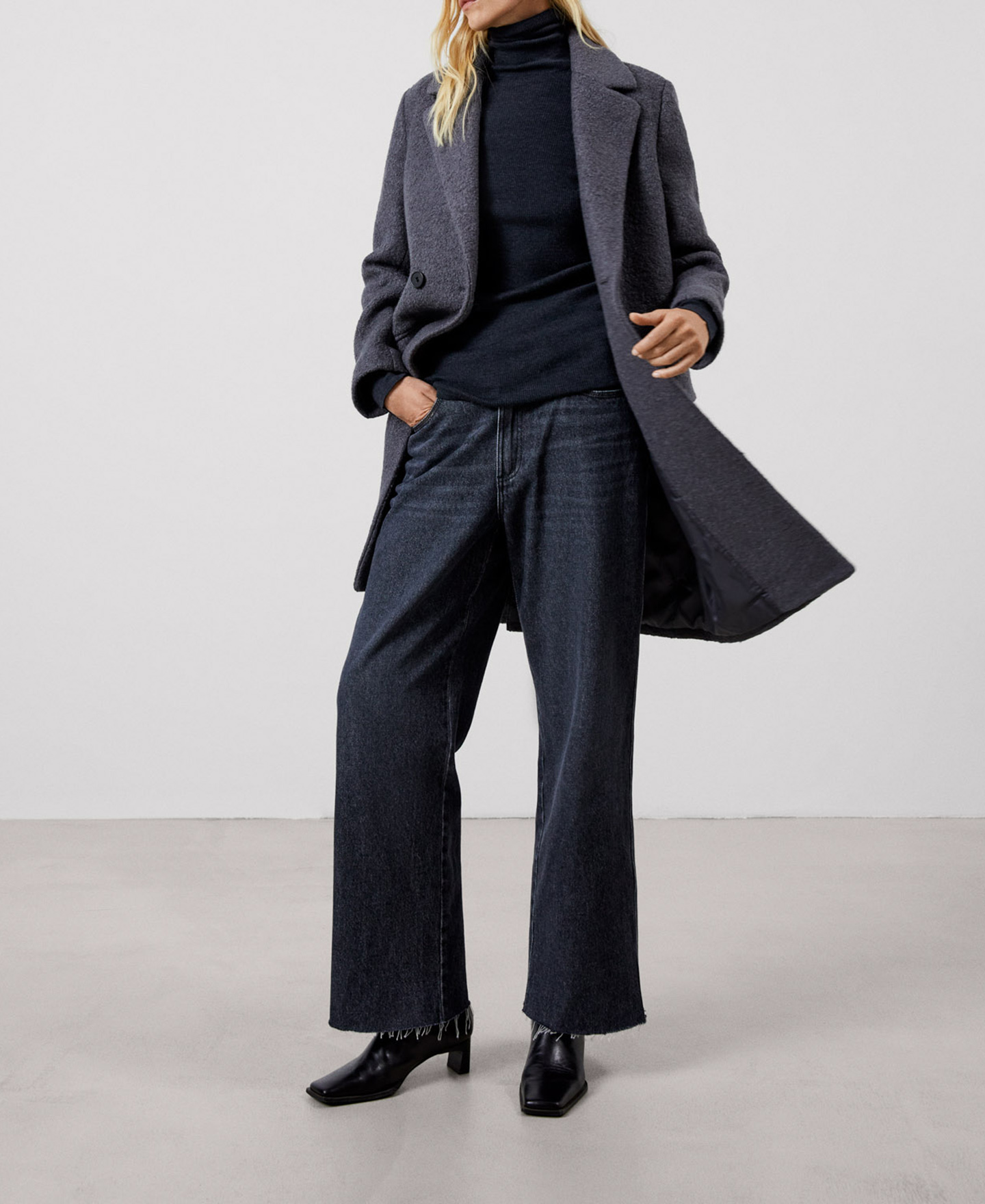 Lapel taylor coat image number 1