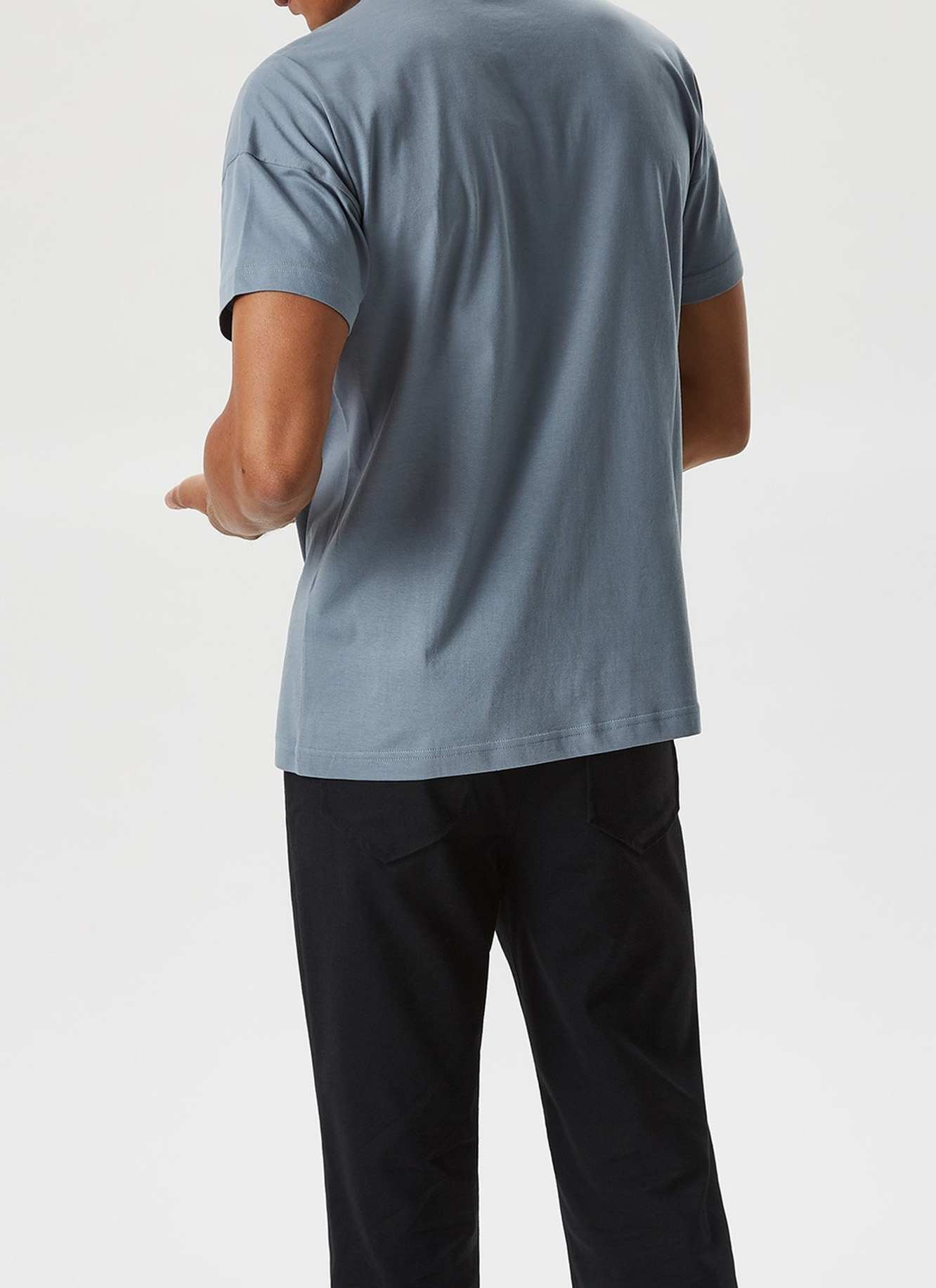 Camiseta básica de algodón y cuello caja image number 2