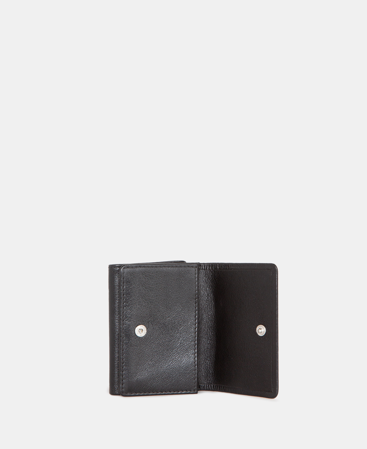 Semi-gloss leather wallet responsible image number 2