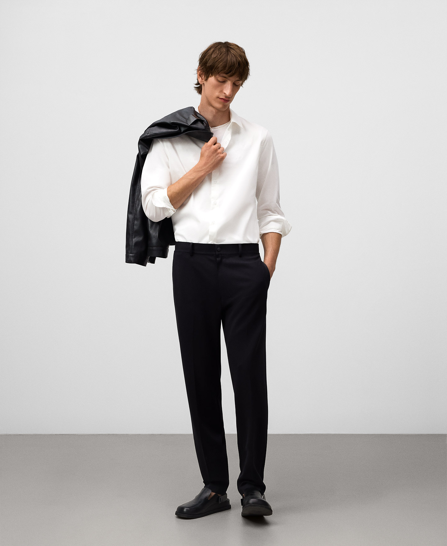 Slim fit lapel collar shirt man image number 1