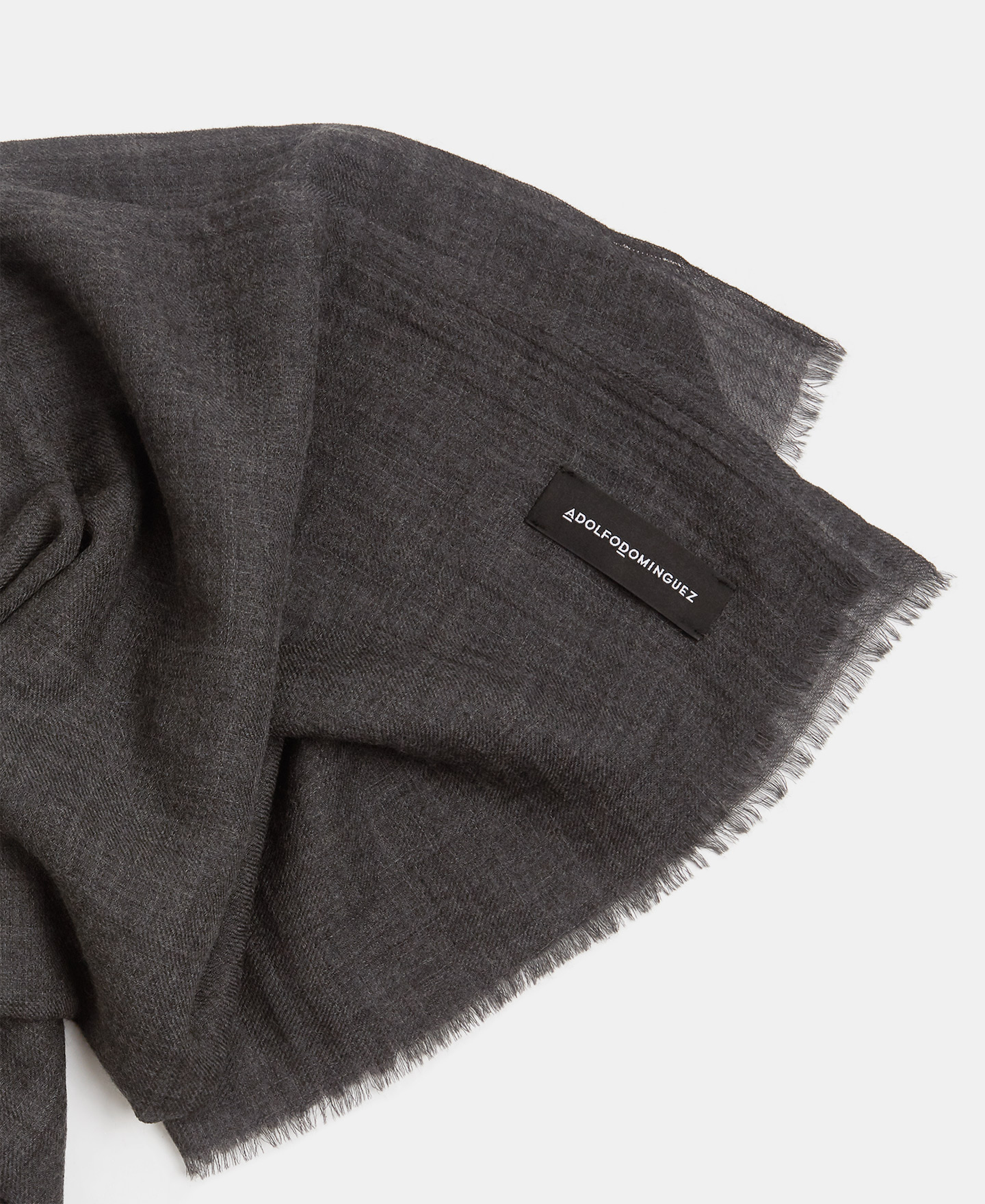 Merino wool fine yarn scarf image number 1