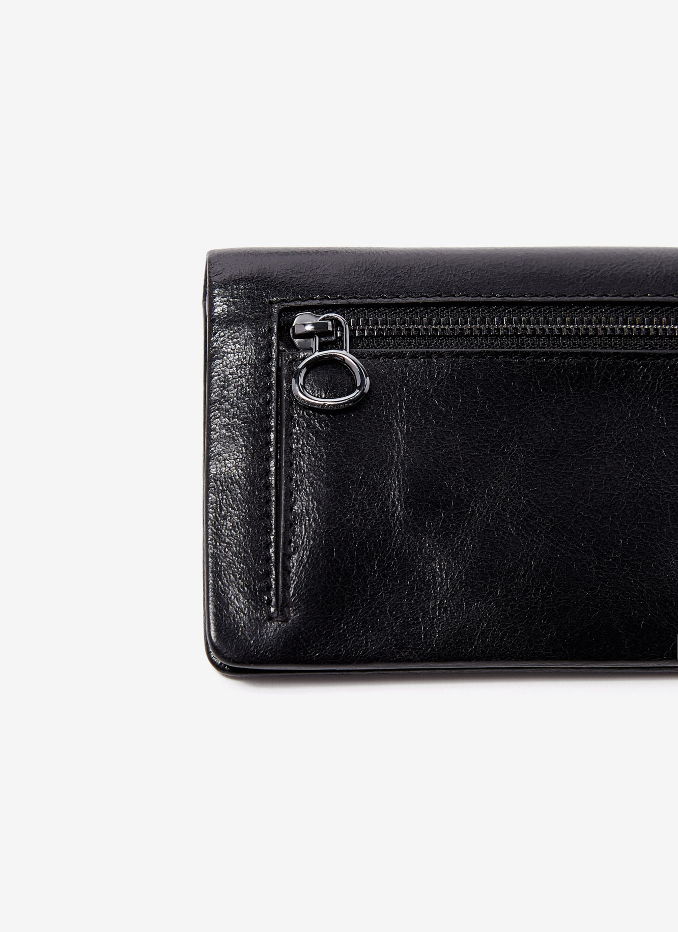 Crackled leather wallet-clutch image number 2