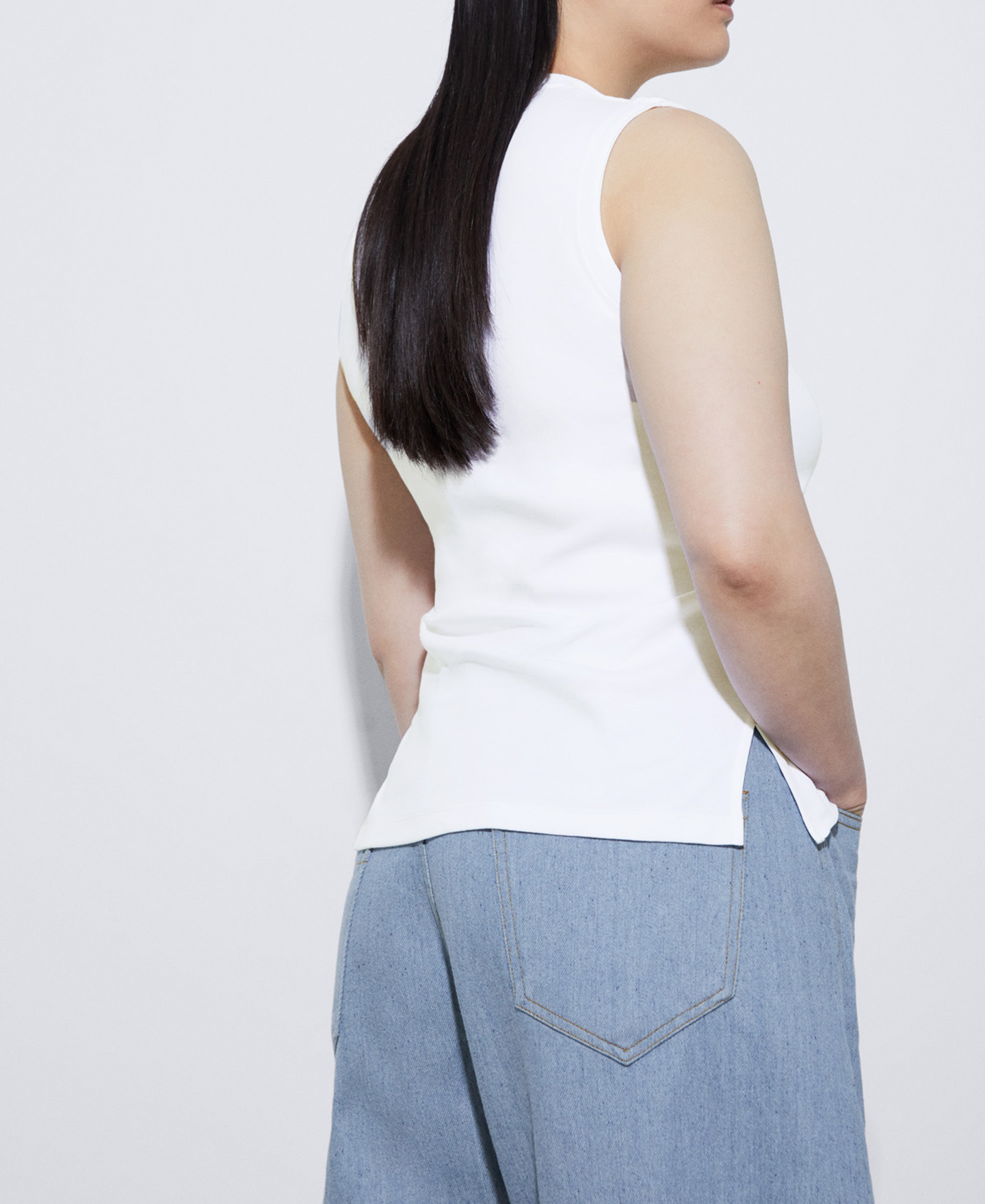 Cotton crew neck t-shirt image number 2