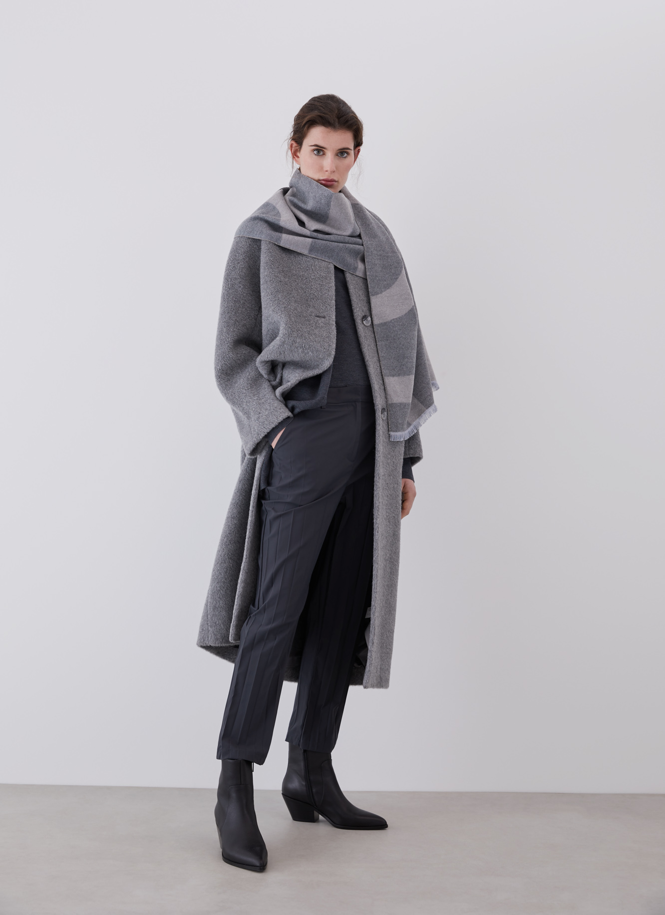 Textured merino wool top image number 4