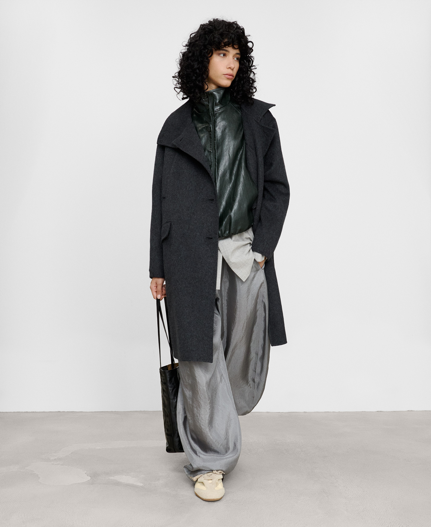 Long wrap coat with pockets image number 1