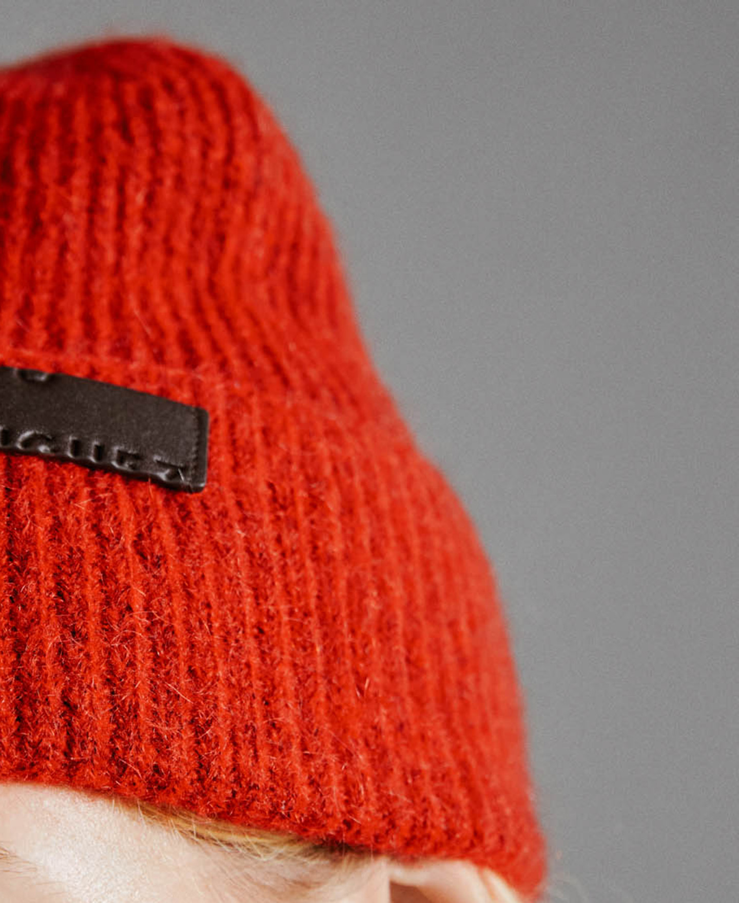 Wool and alpaca knitted beanie cap image number 3