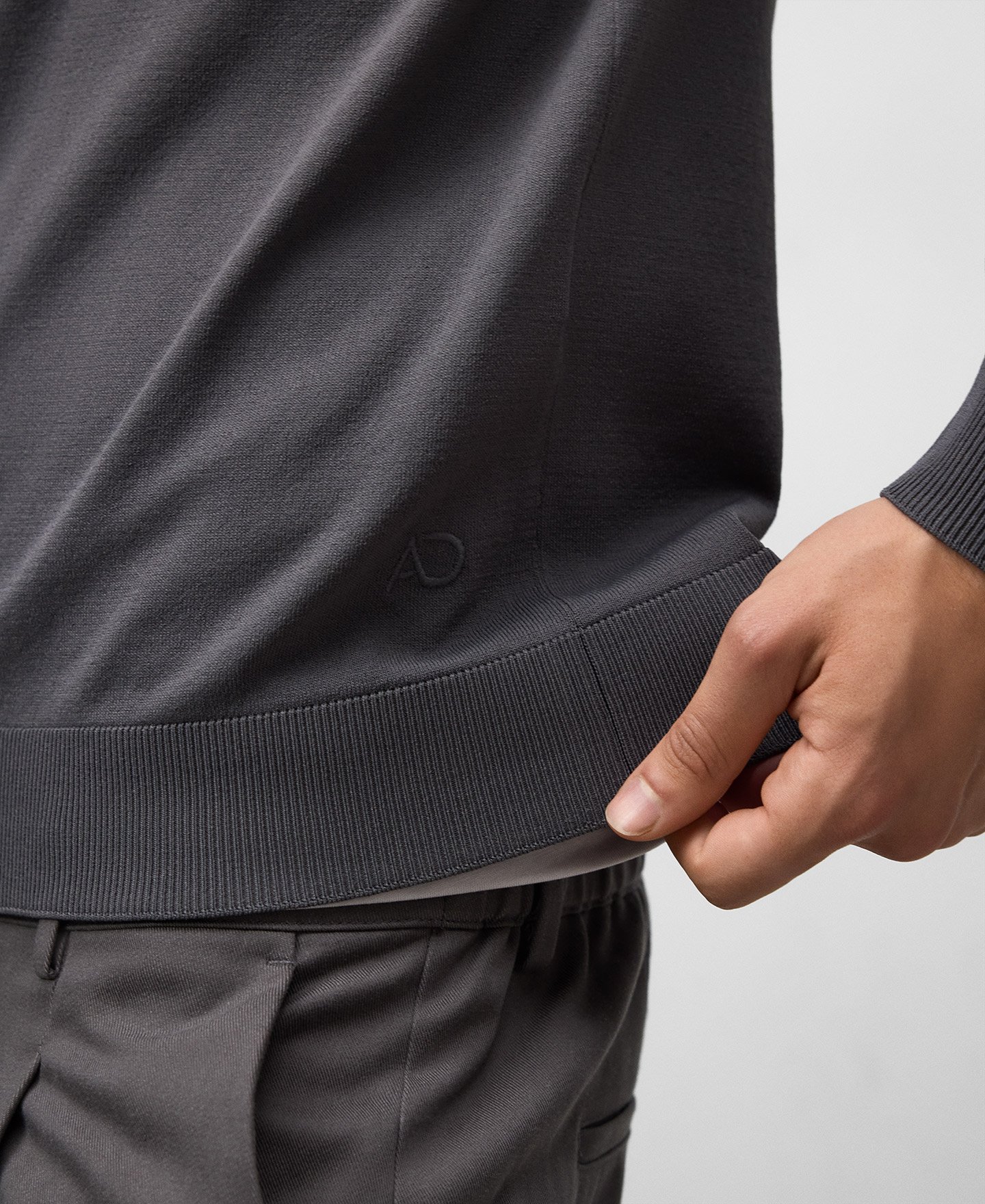 Camisola de malha com gola caixa para homem image number 3