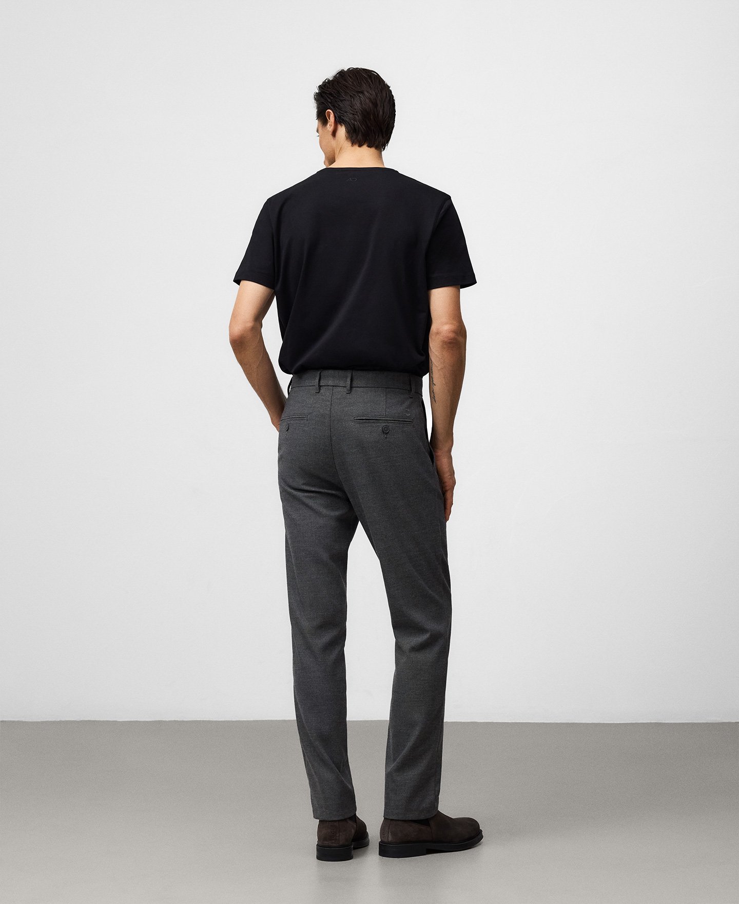 Regular fit chino trousers man image number 2