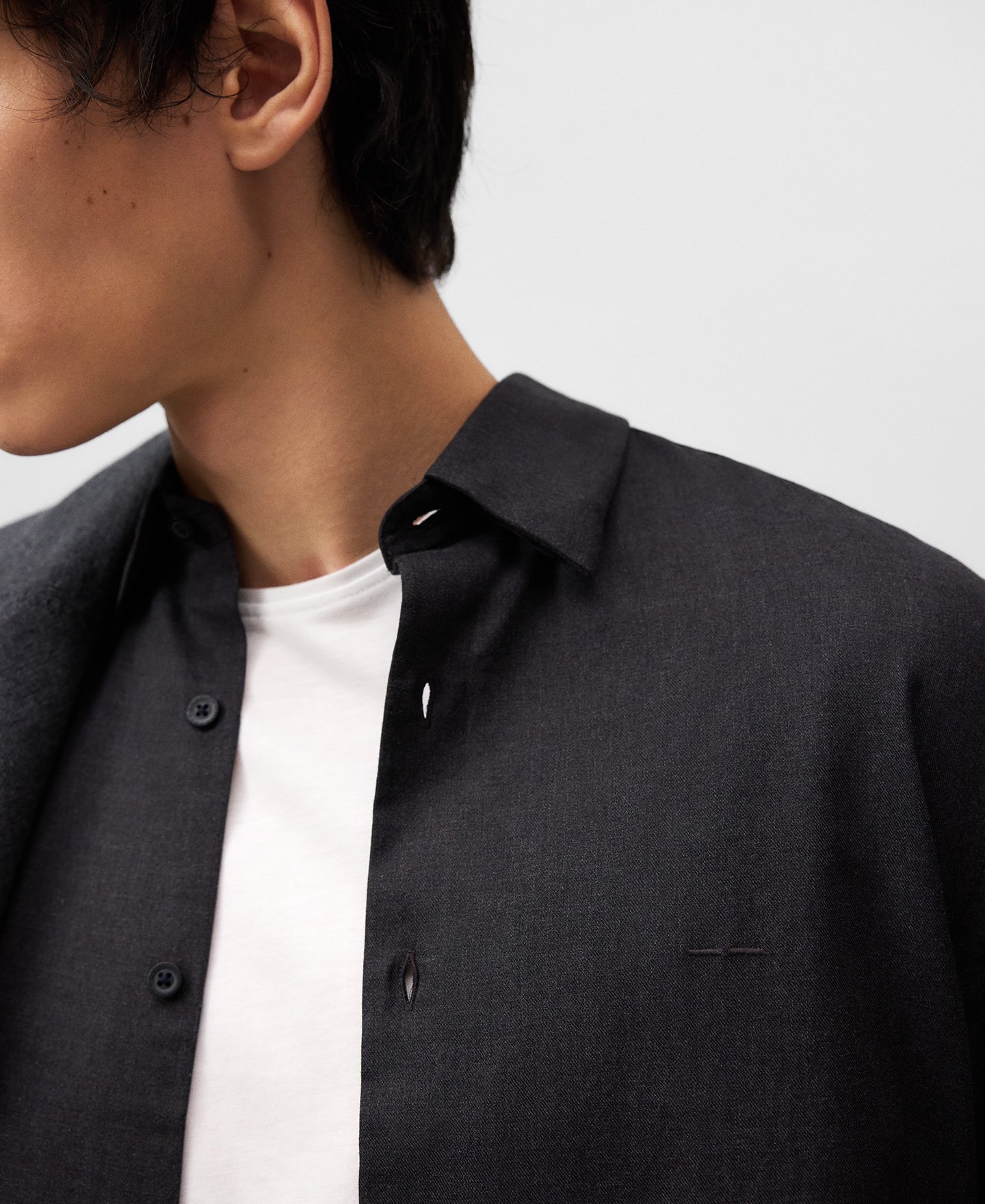 Camisa regular fit cuello solapa hombre image number 3