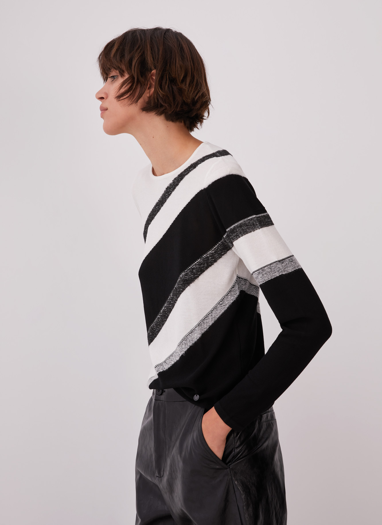 Jersey con intarsia y cuello caja image number 2