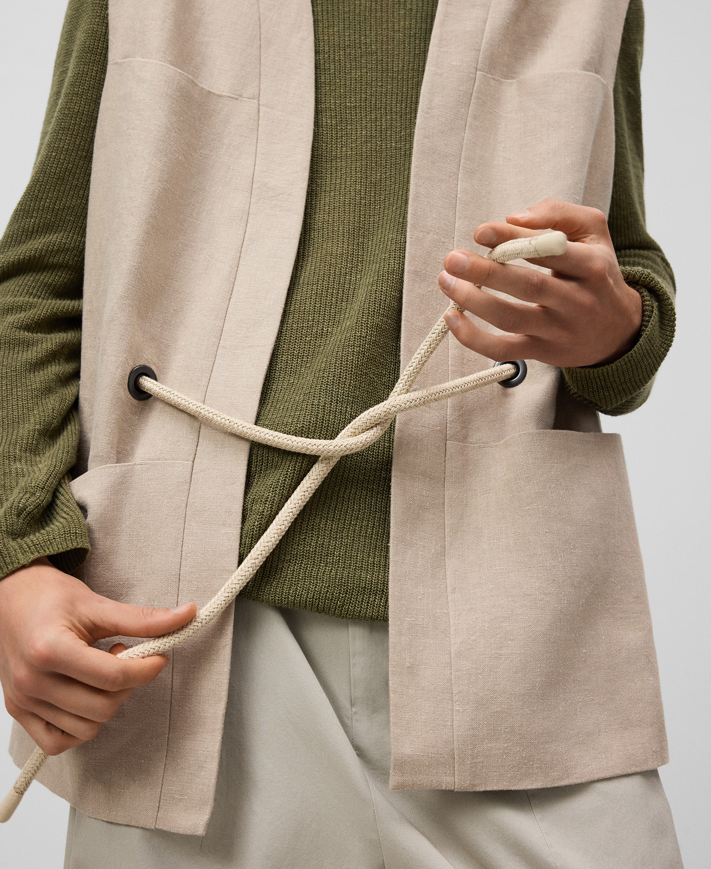 European linen waistcoat man image number 3