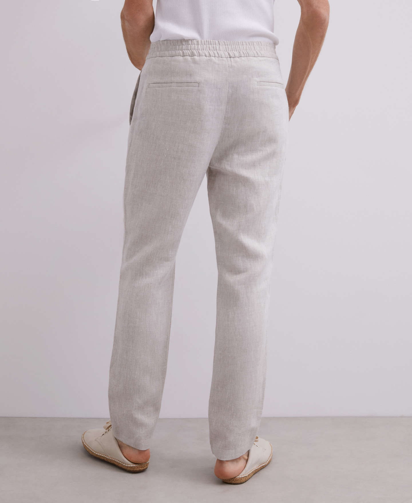 Trousers image number 1