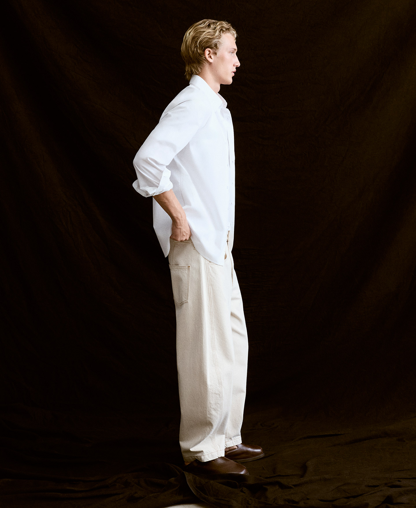 Linen regular fit spread collar shirt image number 4