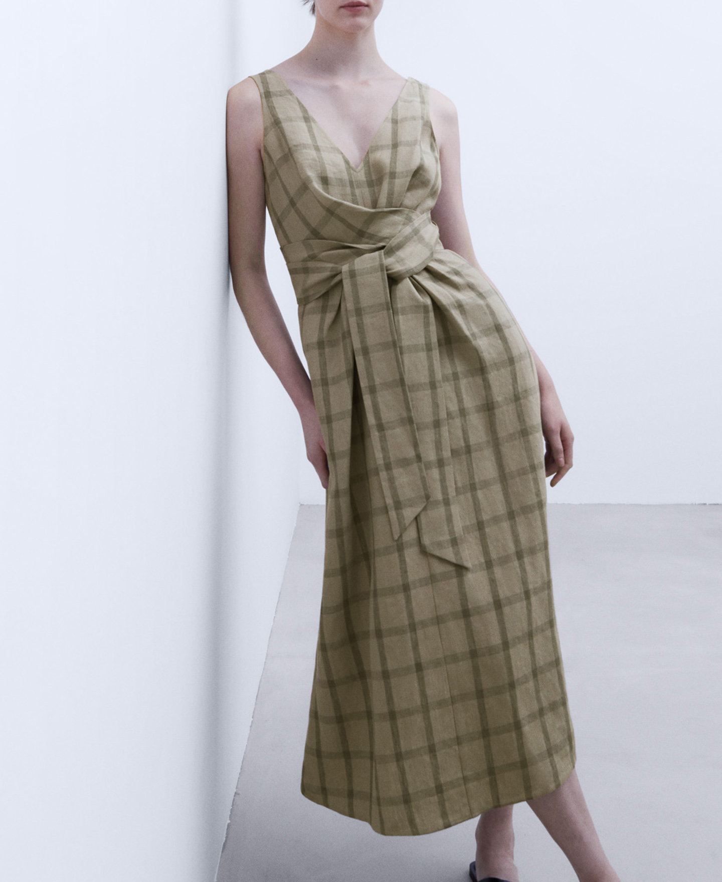 Straps dress check print image number 0