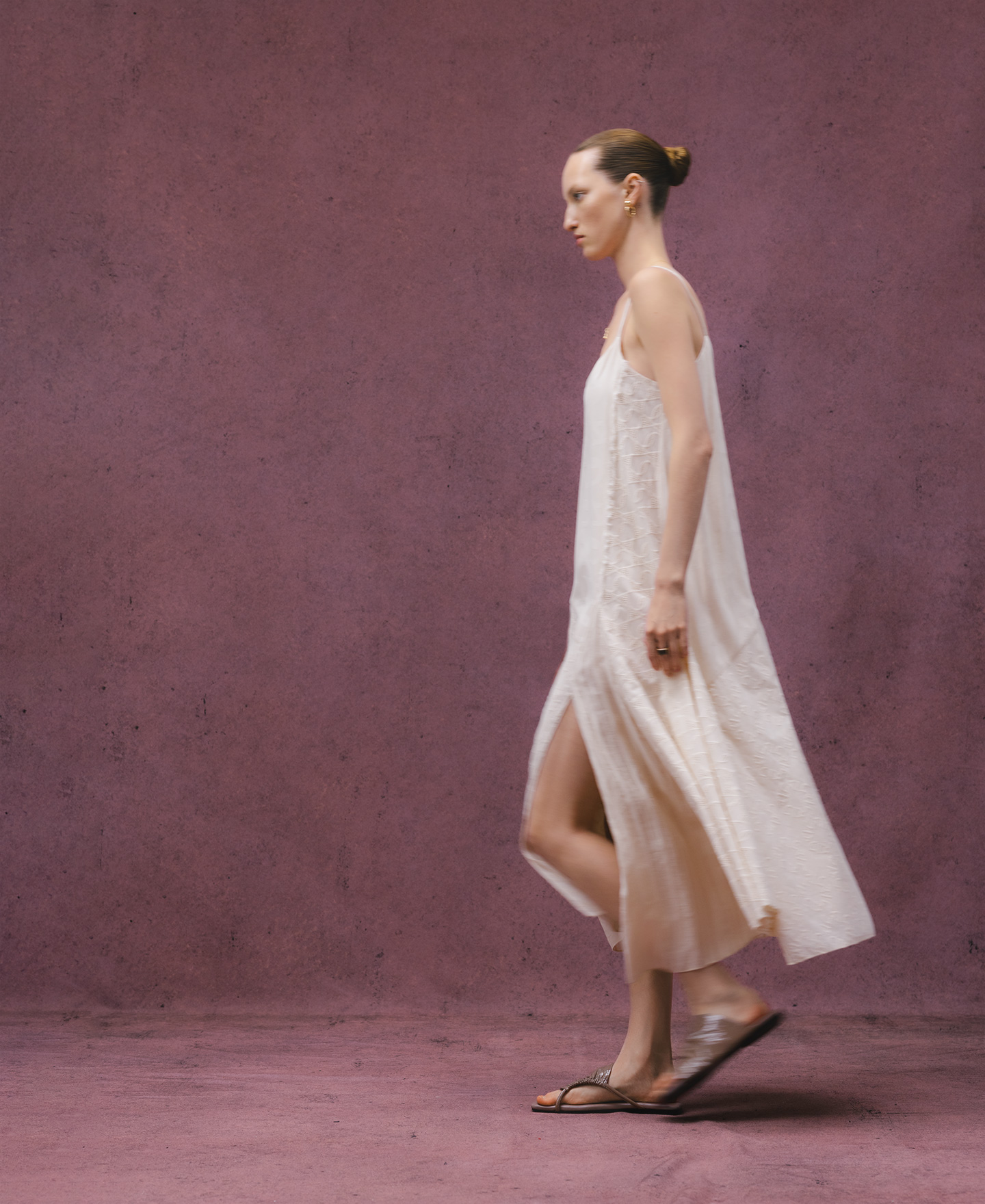 Asymmetrical combined dress woman image number 4