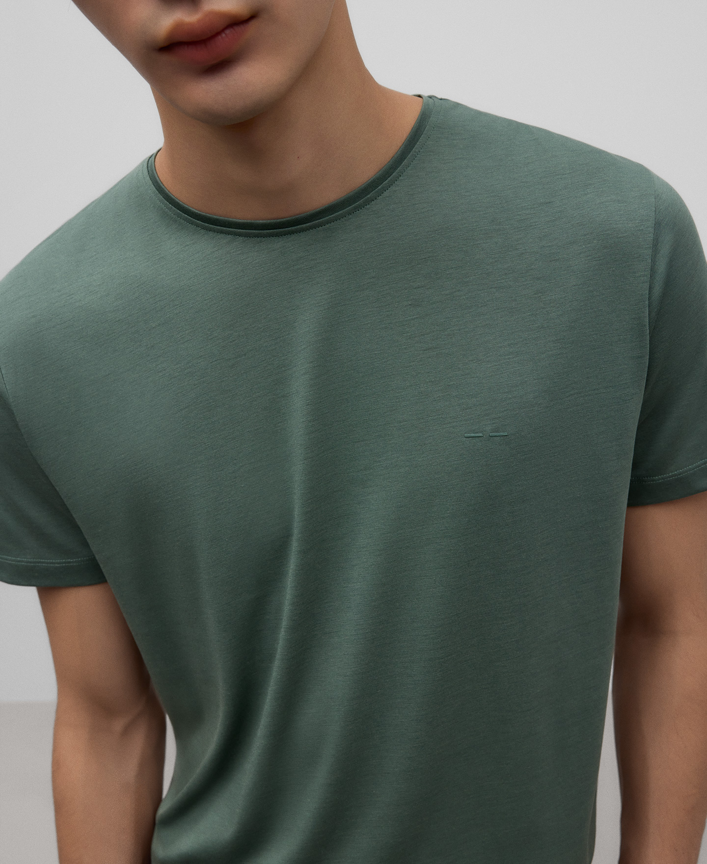 Camiseta lyocell y algod&oacute;n hombre image number 3