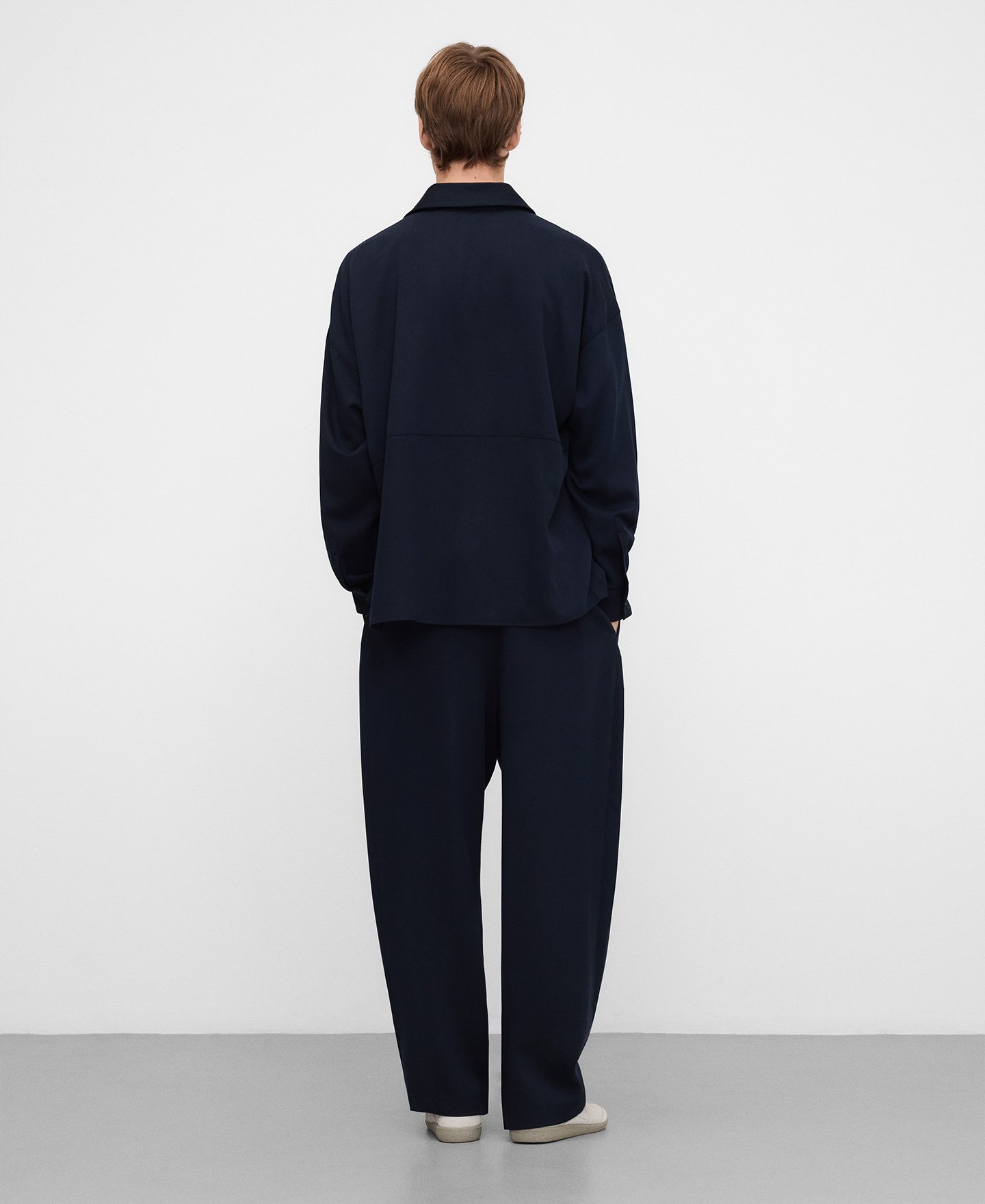 Spread collar oversize shirt image number 2