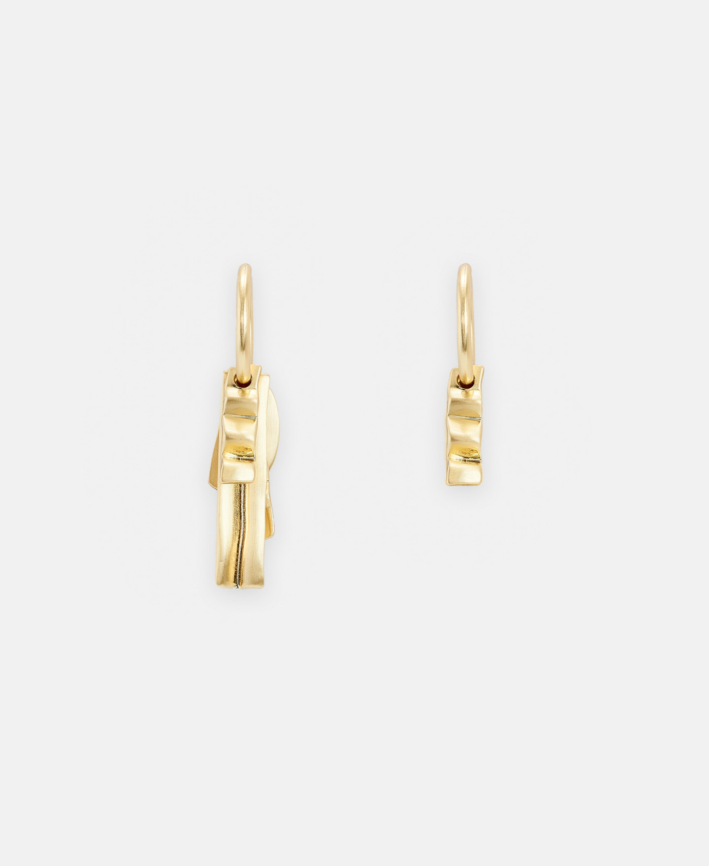 Metal earrings various pieces image number 0