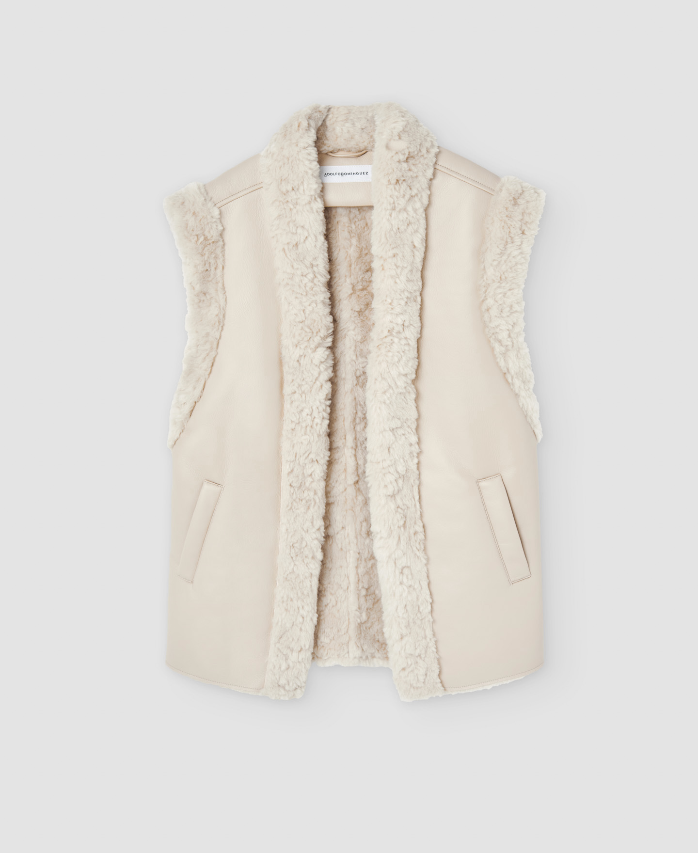Recycled polyester waistcoat image number 4