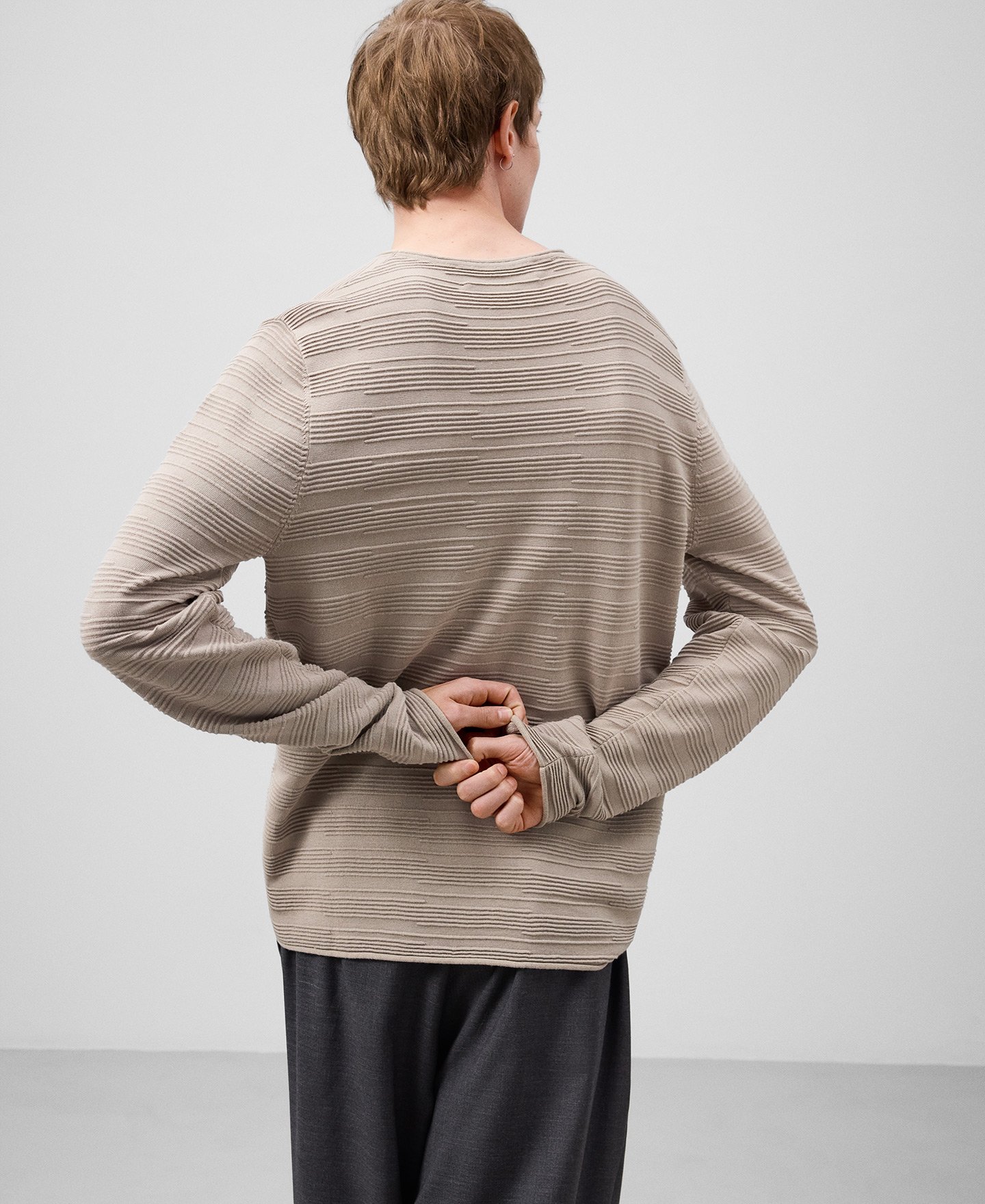 Stripe structure knit sweater man image number 2
