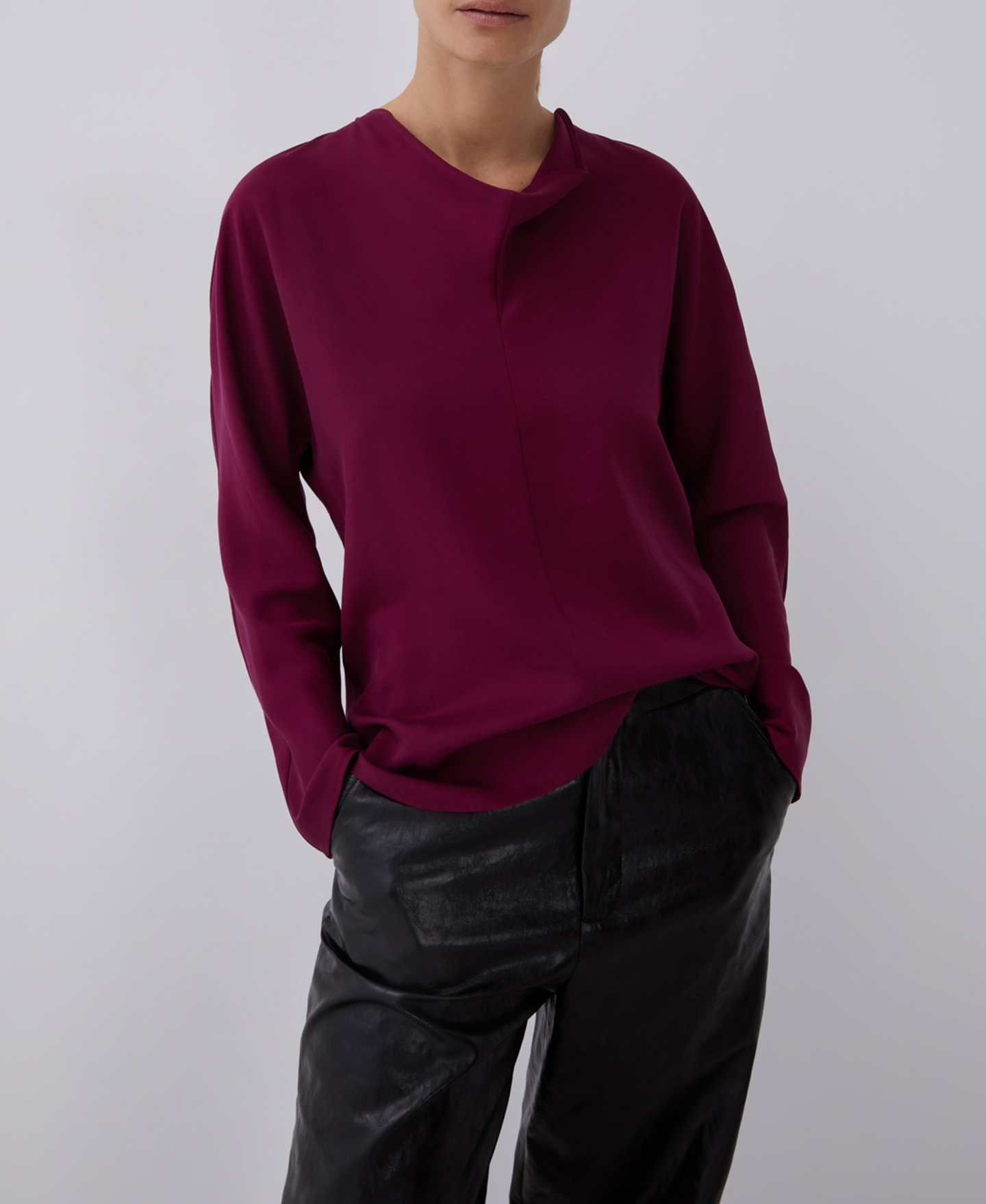 Lyocell blouse with cascade neckline image number 4