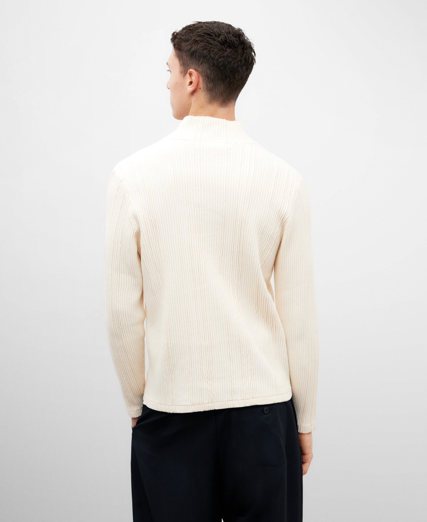 Jersey algodón para hombre color crudo image number 2