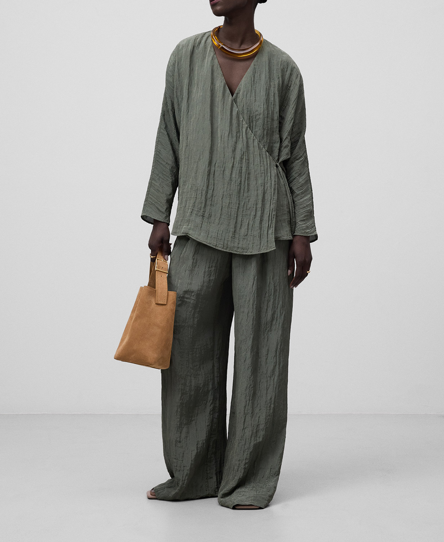 Front pleats pyjama trousers woman image number 1