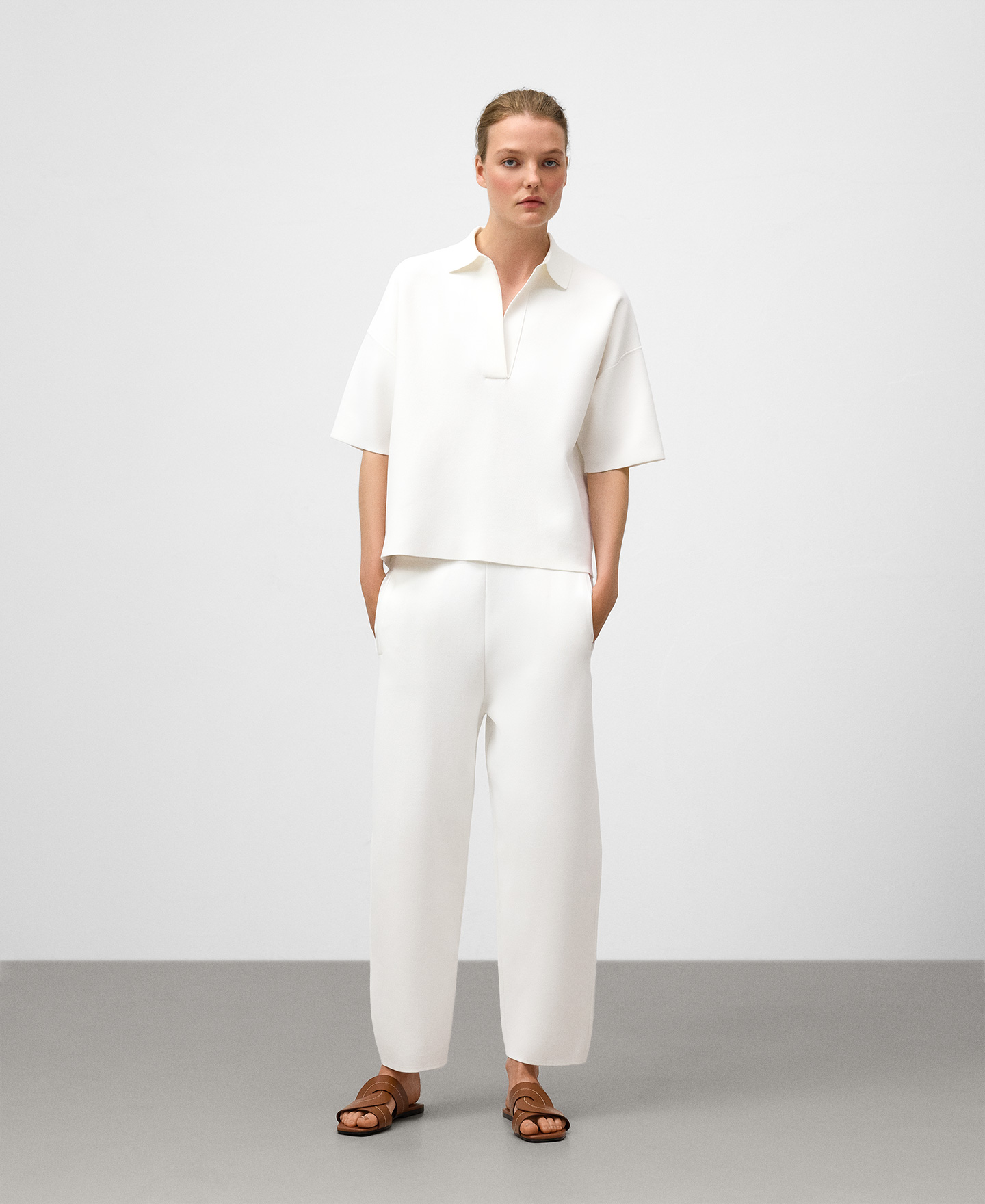 Pantalón barrel fit punto mujer image number 1