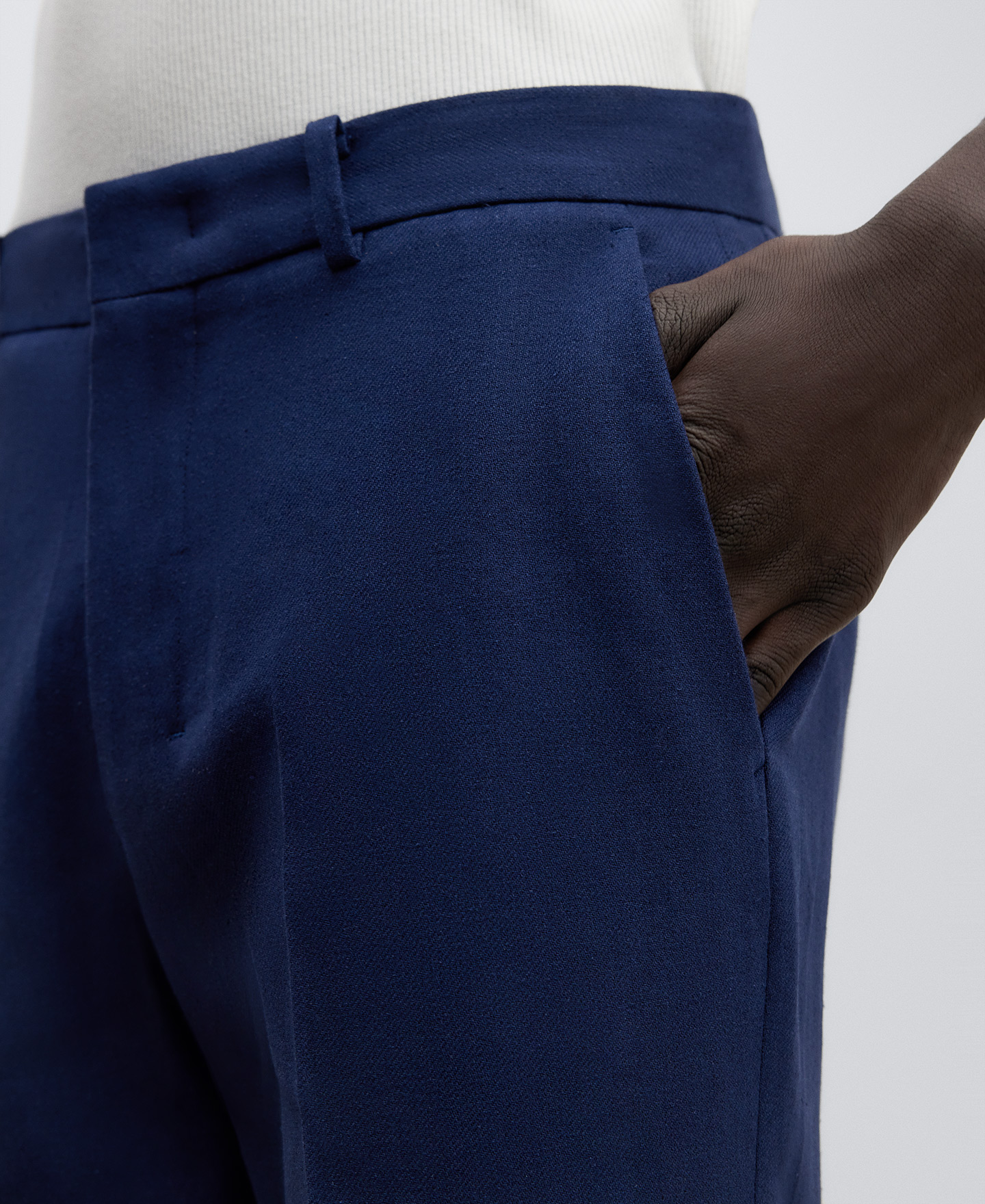 Pantalón sastre azul marino hombre image number 3