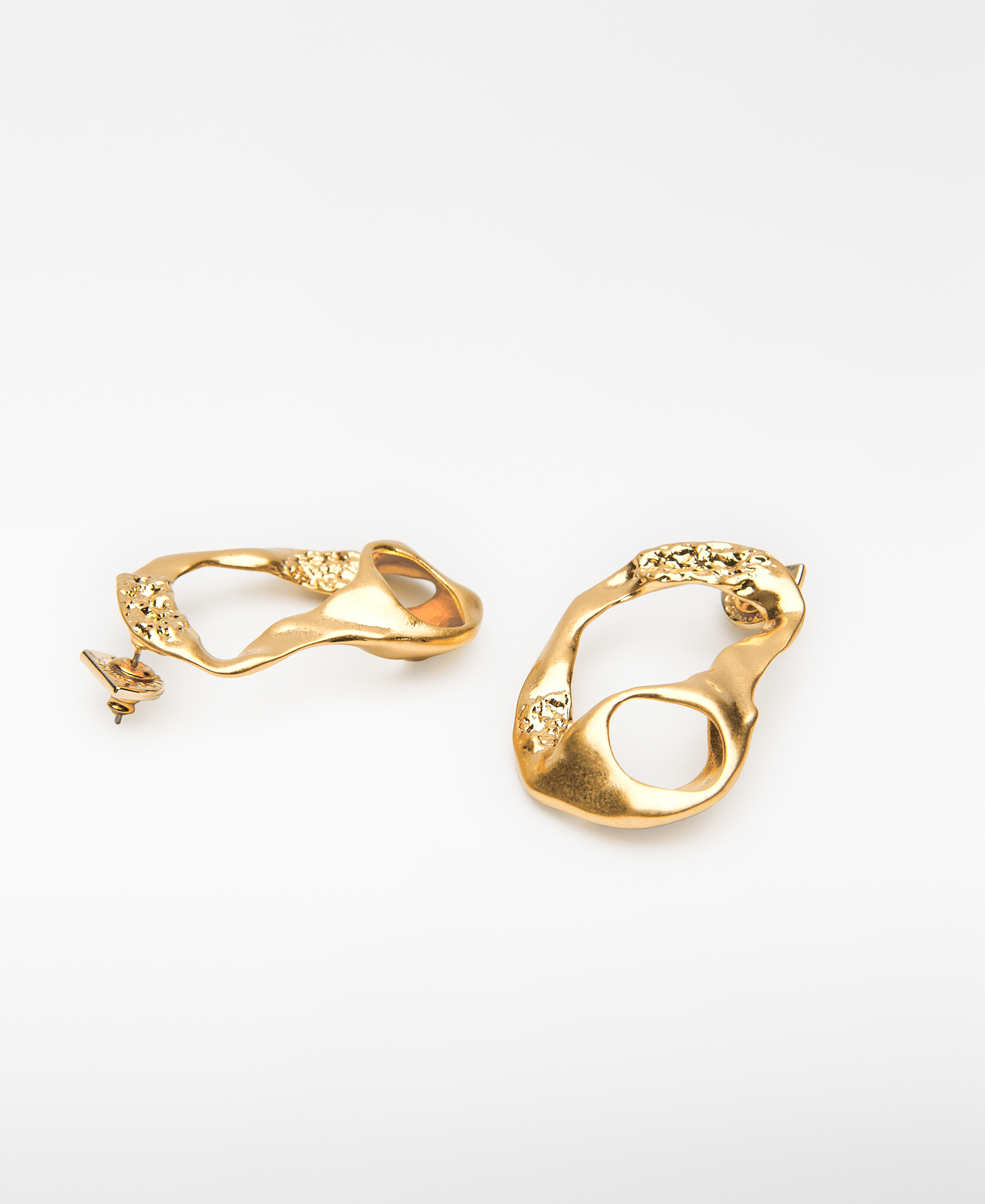 Hammered texture maxi earrings woman image number 2