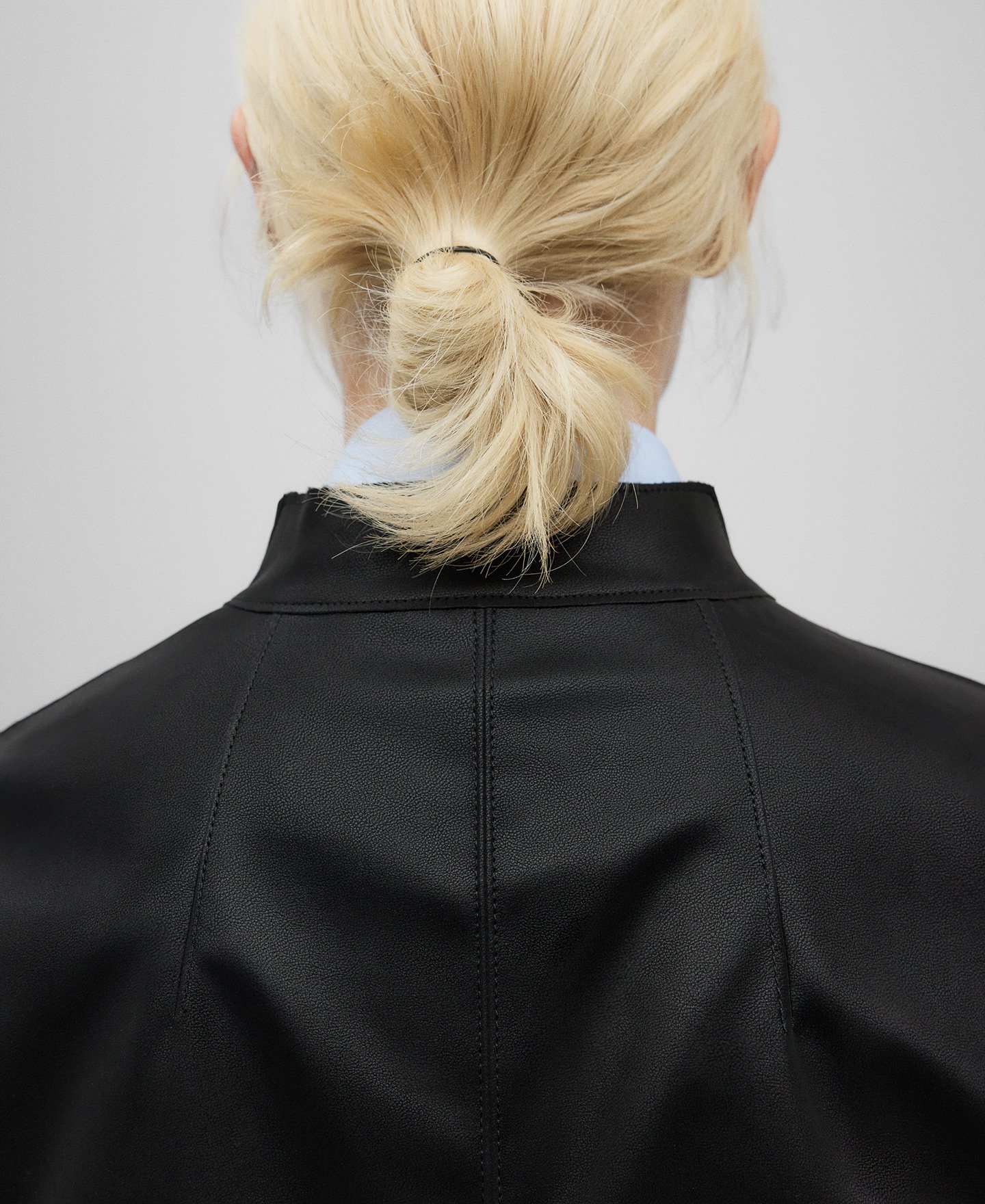 Leather-Non-Leather fitted jacket woman image number 3