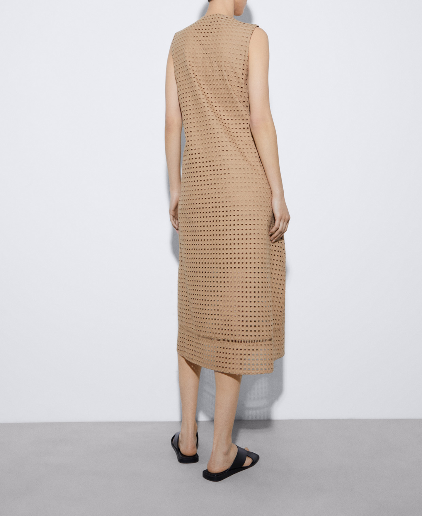 Waist gathered dress image number 2