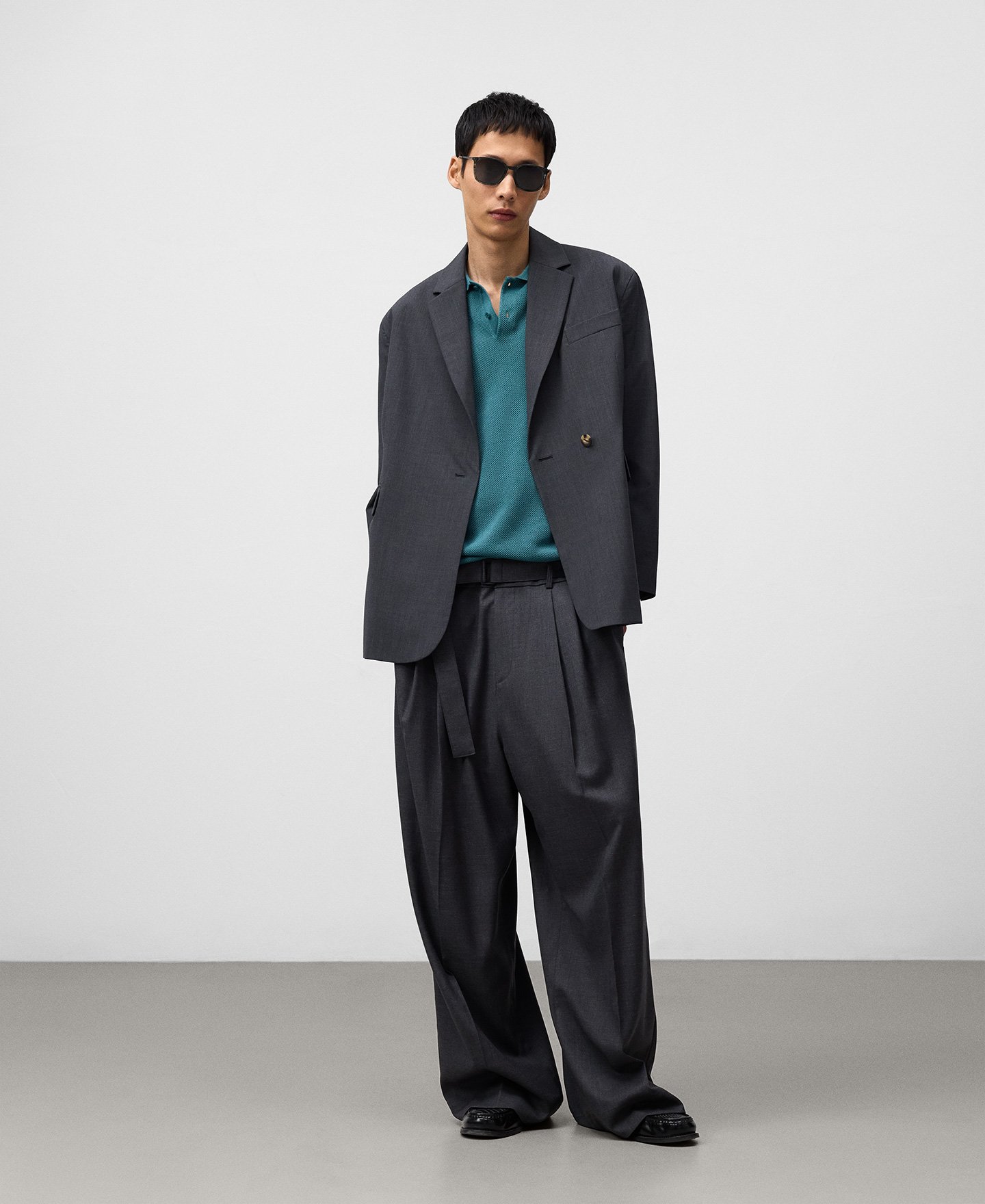Structured knit regular fit polo man image number 1