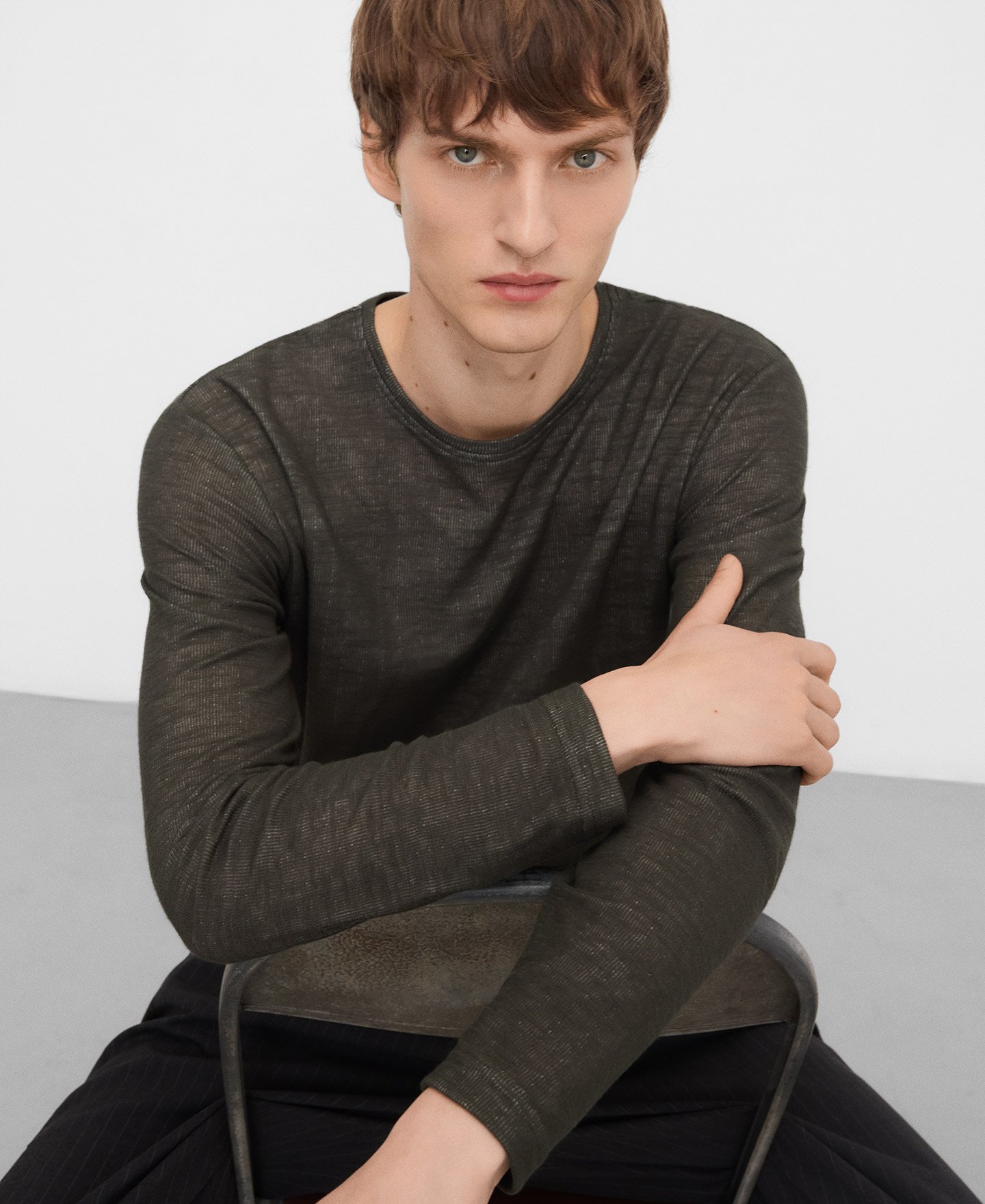 Long sleeve double-layered T-shirt image number 3