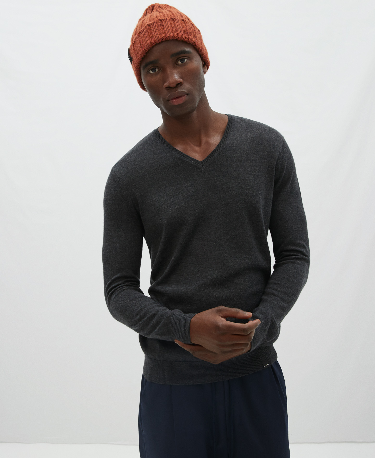 V-neck merino wool sweater image number 0
