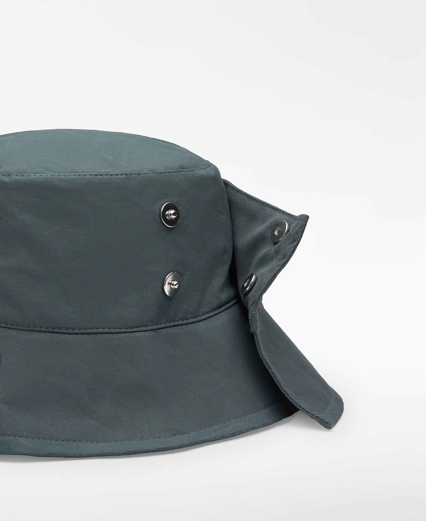 Waterproof bucket hat man image number 1