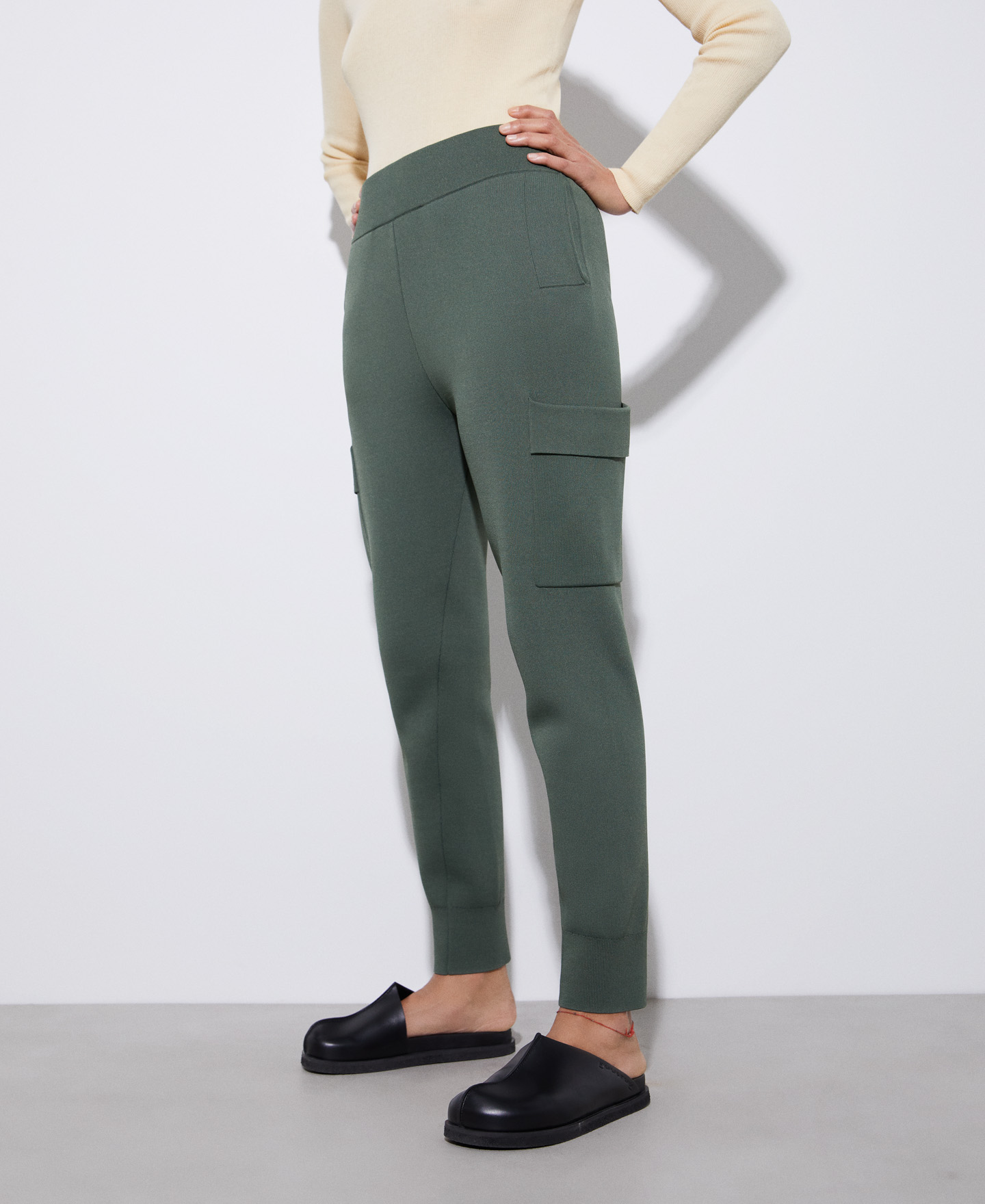 Viscose and recycled nylon trousers image number 0