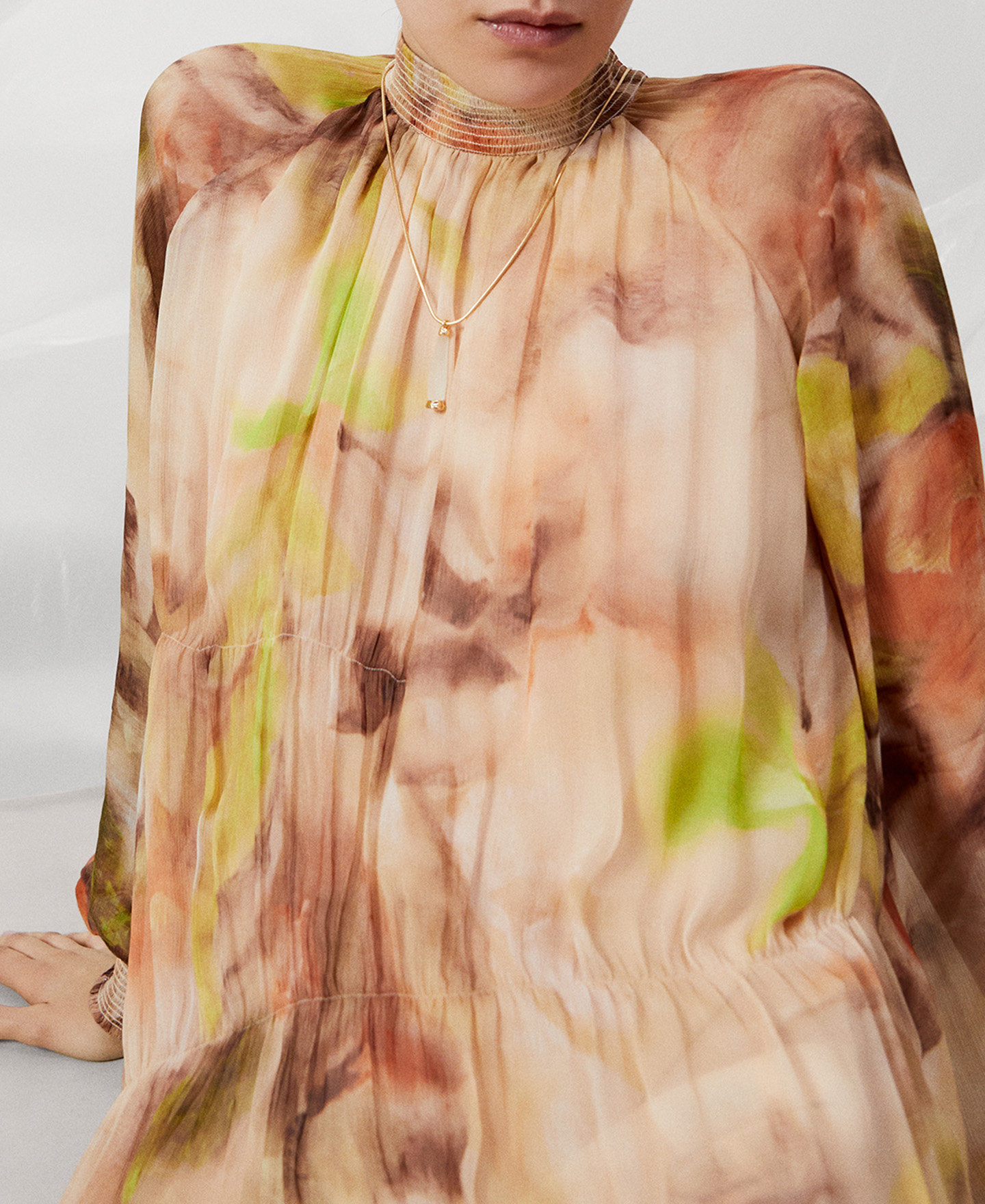 Preform necklace image number 4