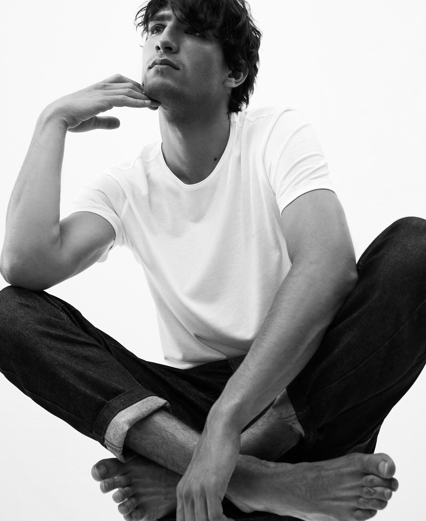 Five-pocket denim jeans image number 1