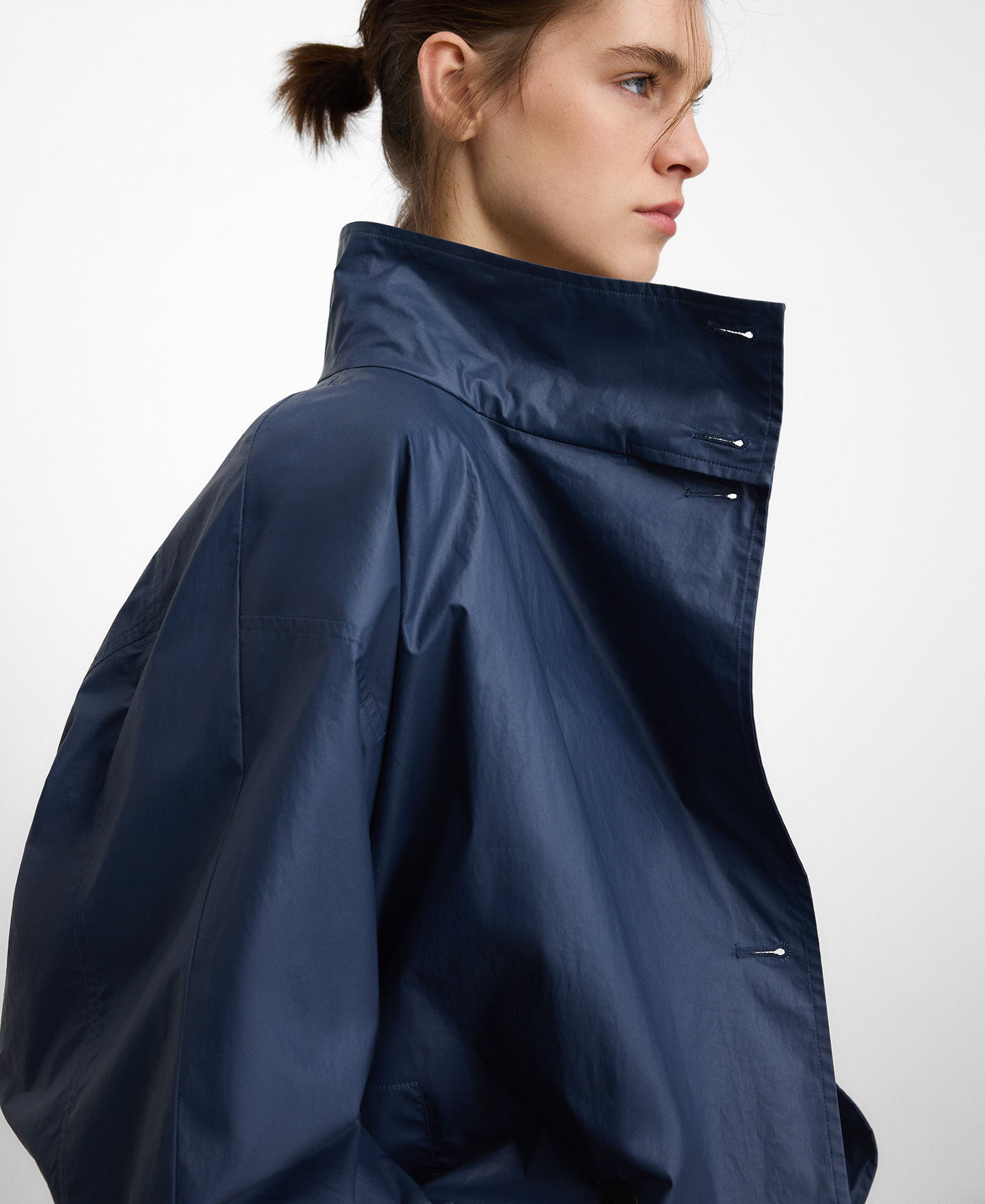 Funnel neck short trench coat image number 4