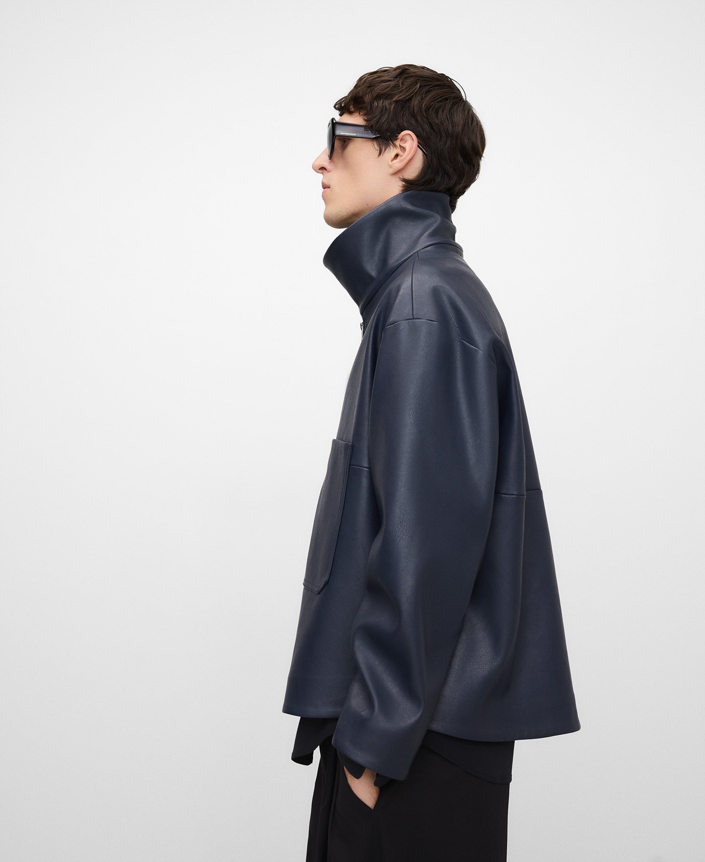 Leather-Non-Leather short jacket image number 3