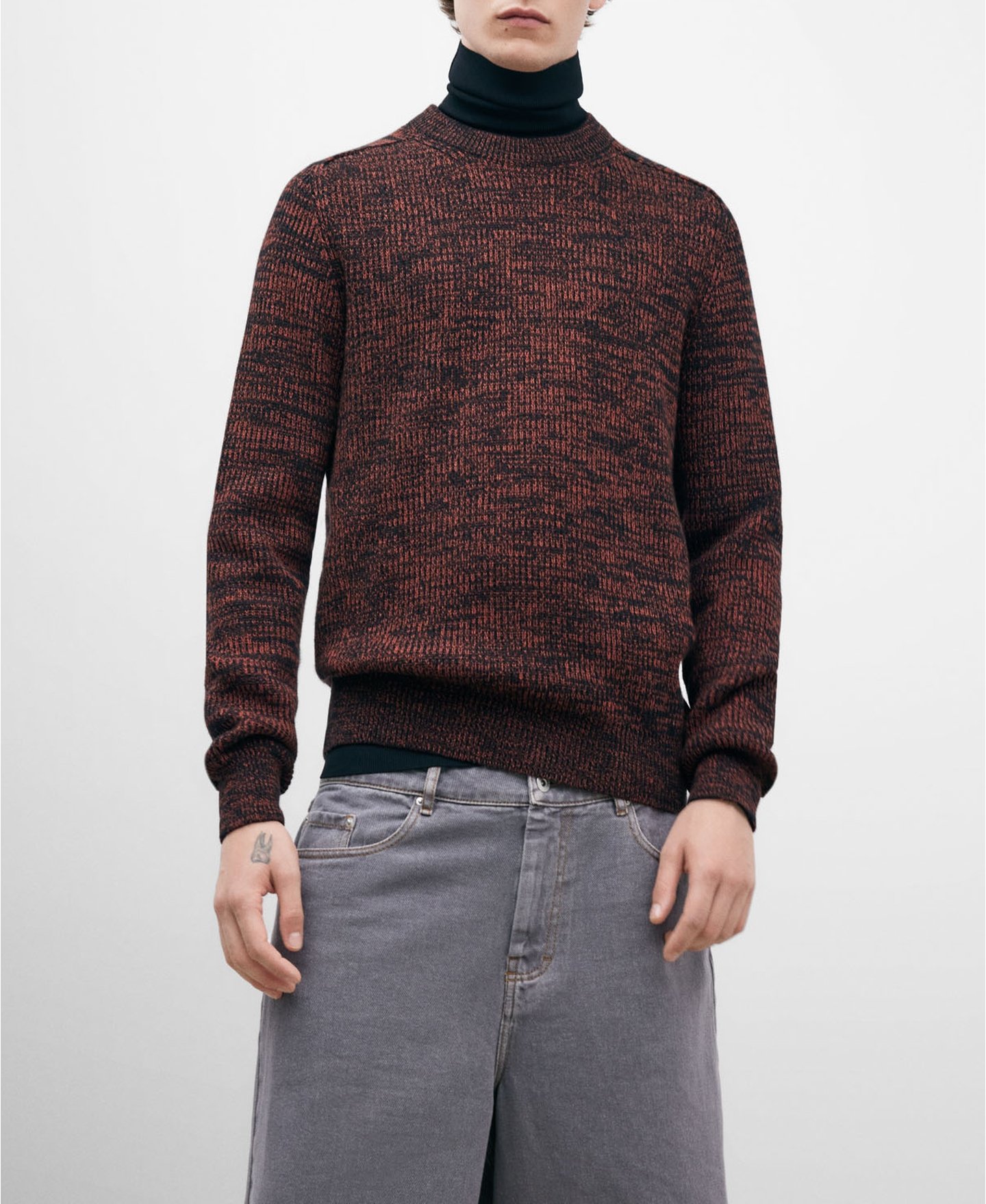 Black and orange crew neckline sweater image number 0