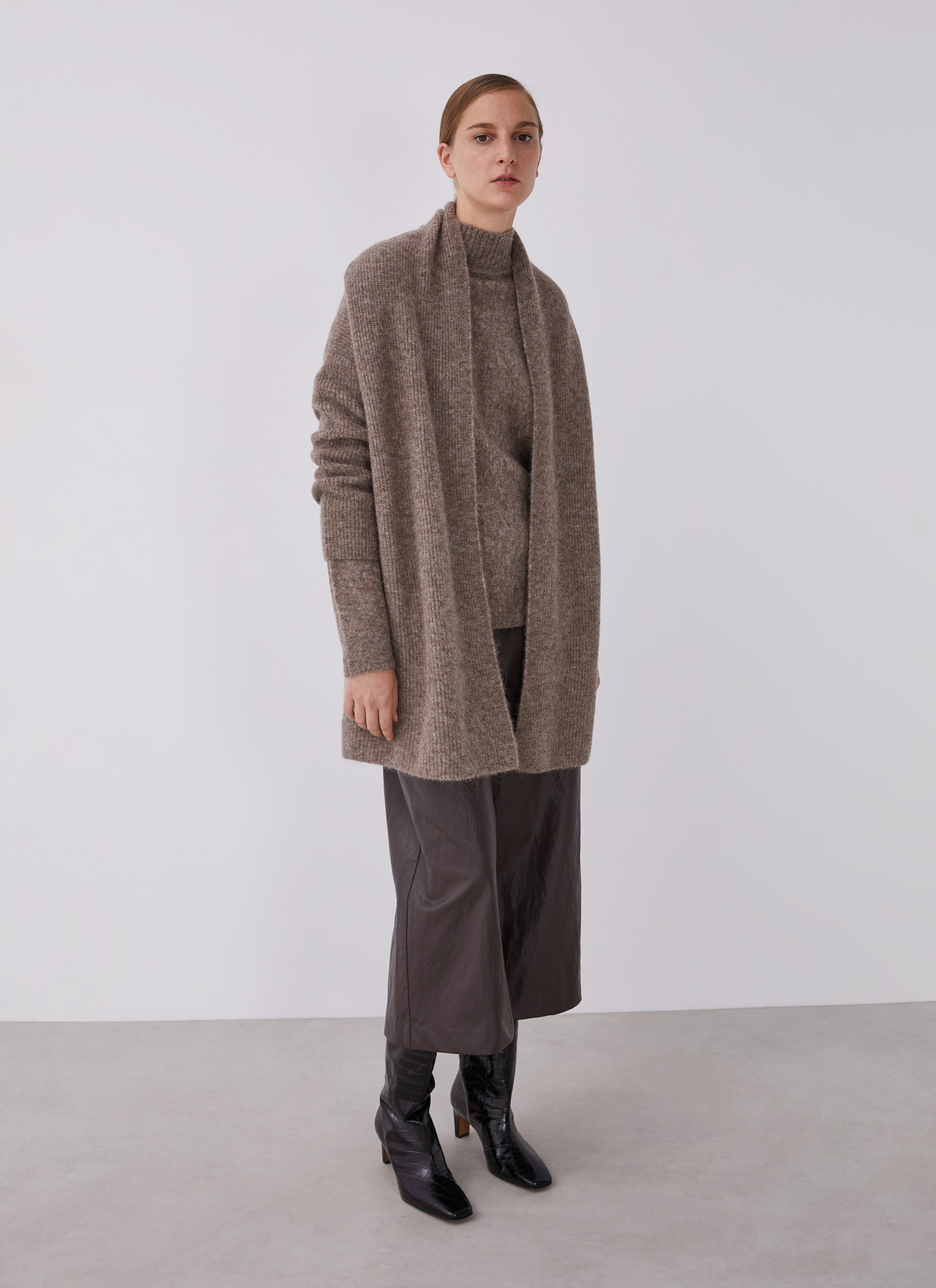 Oversized alpaca jacket image number 5