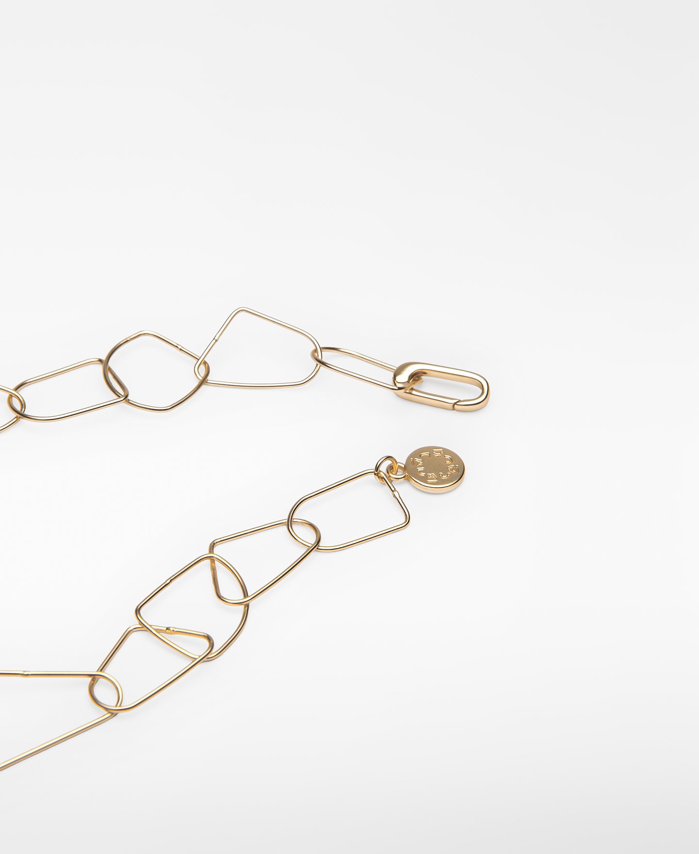 Irregular fine-link necklace image number 2