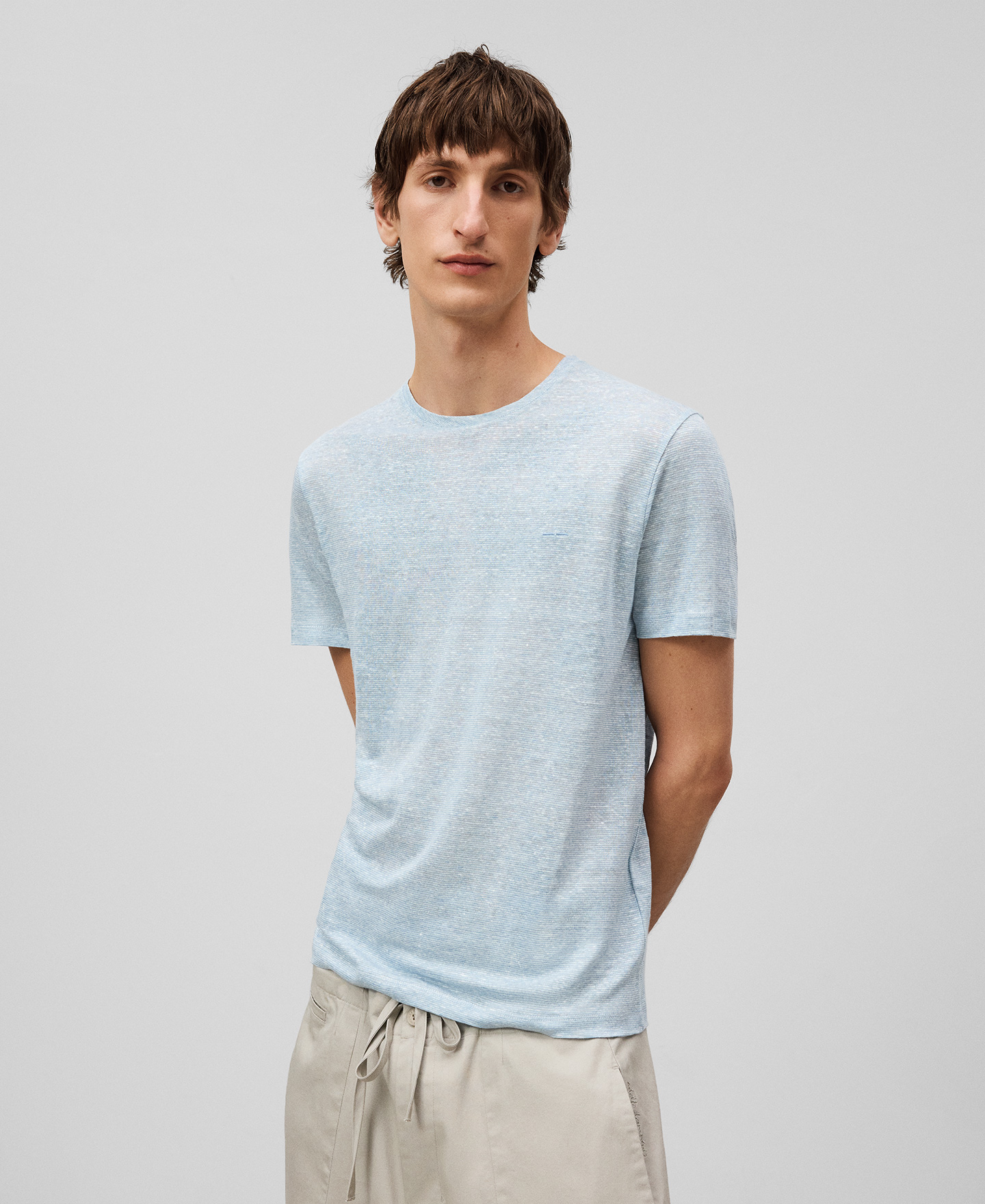 European linen structured T-shirt man image number 0